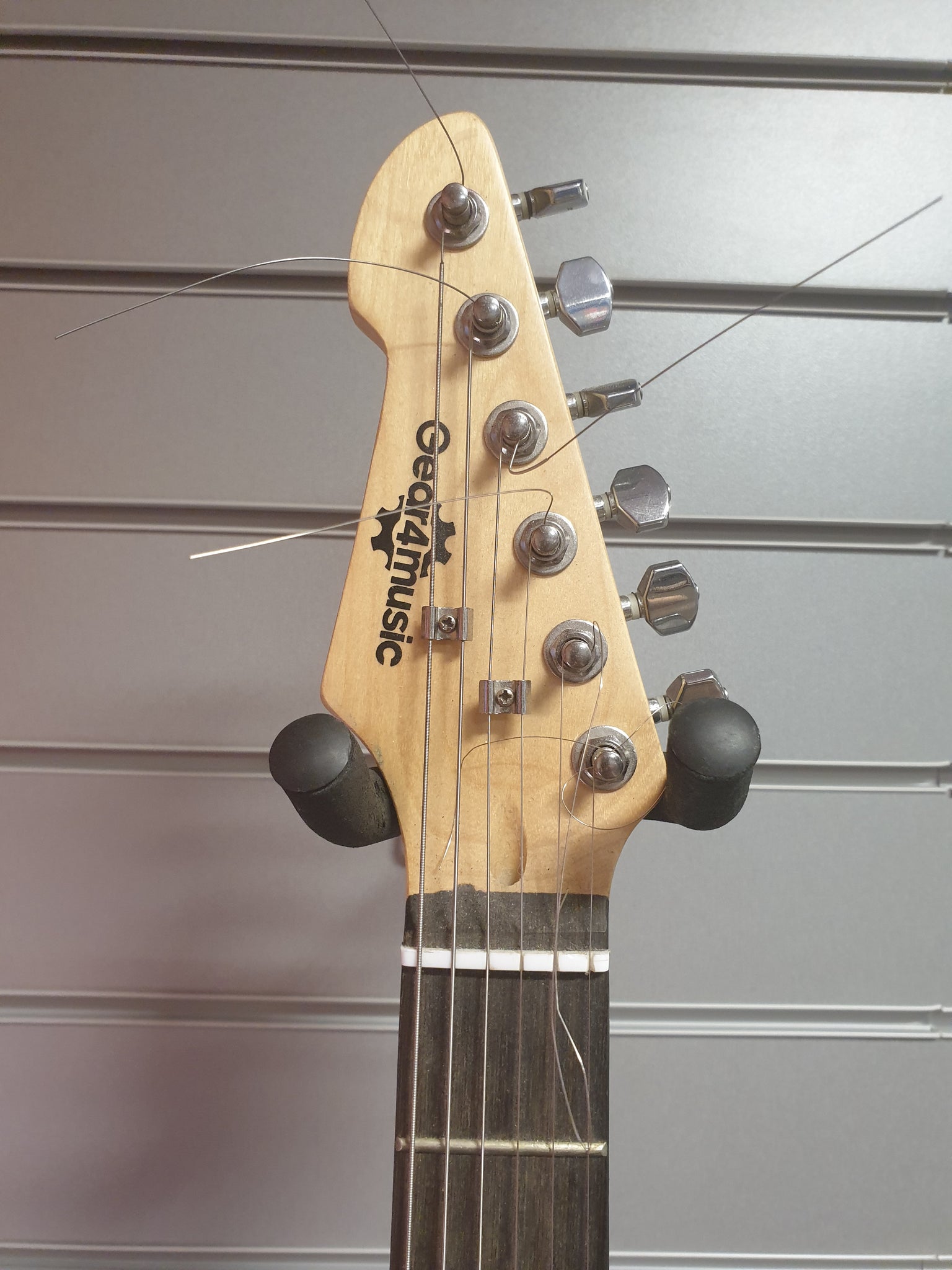 Gear4Music Electric