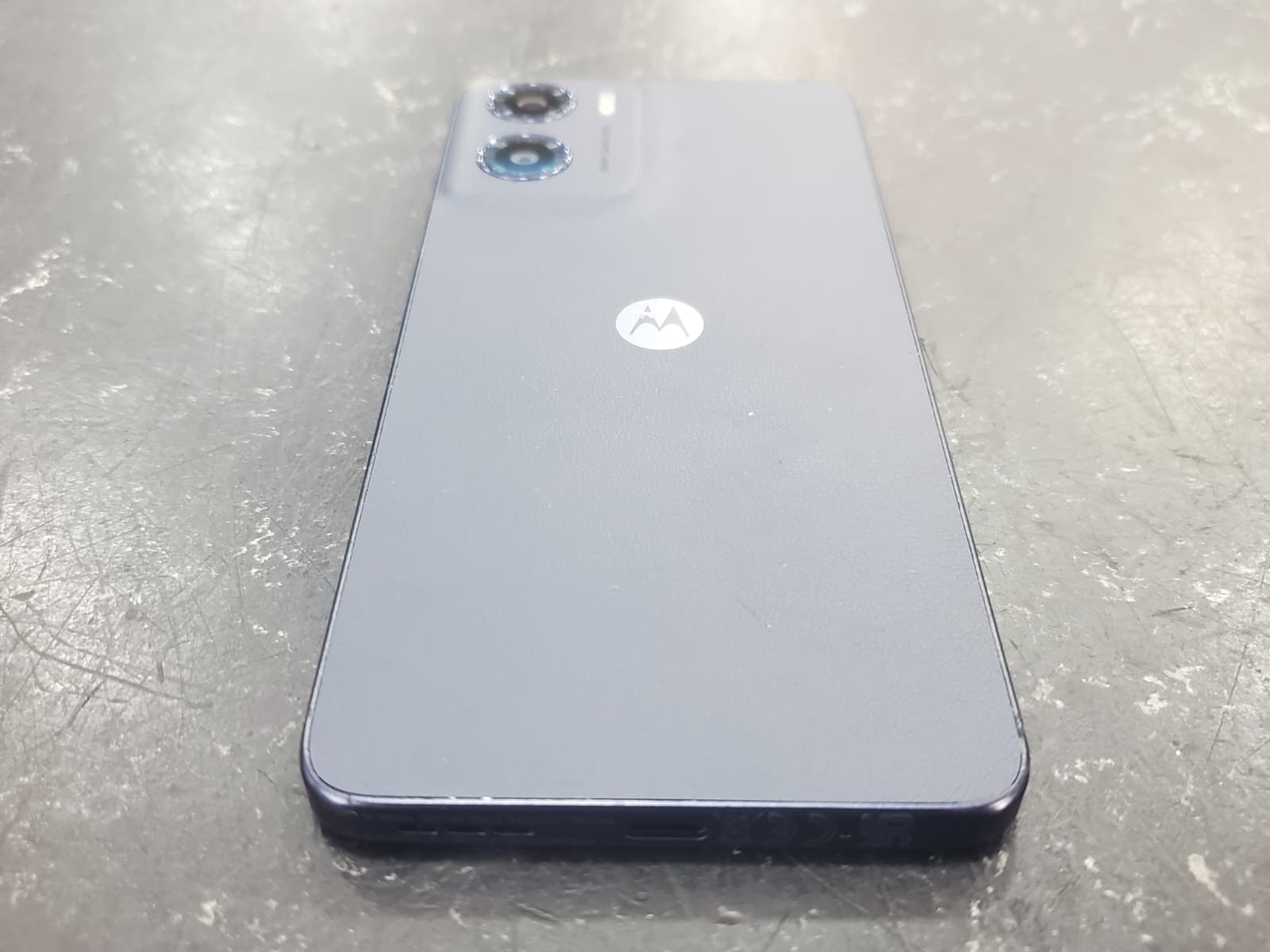 MOTOROLA E15 - 64GB - UNLOCKED