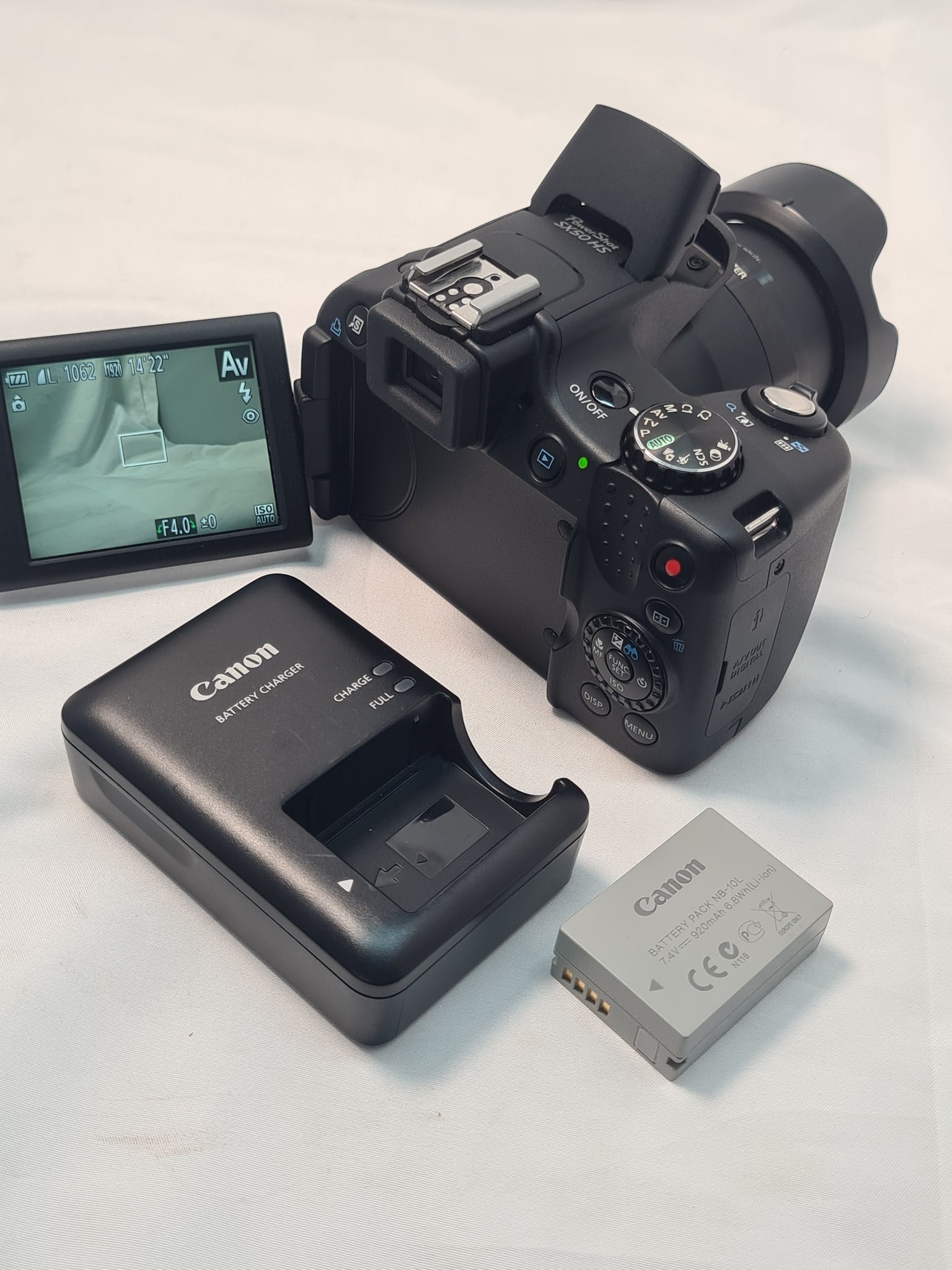 Canon PowerShot SX50 HS 12.1MP Digital Camera - Black - 50x wide Zoom - 2 x batteries