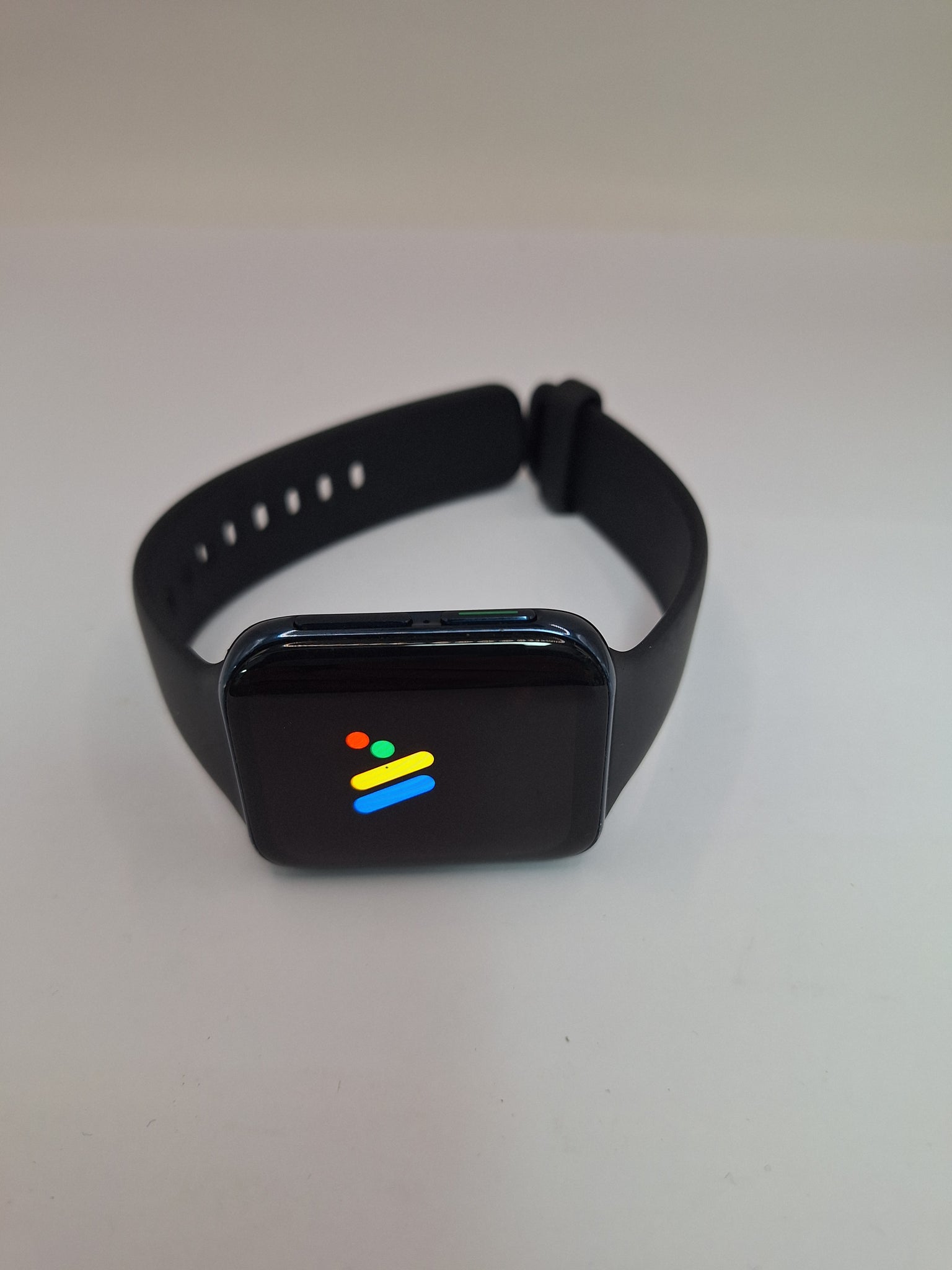 Oppo Watch 46MM Black, WiFi  BLACK STRAP ,COMES WITH CHARGER ,NOT IN ORIGINAL BOX.