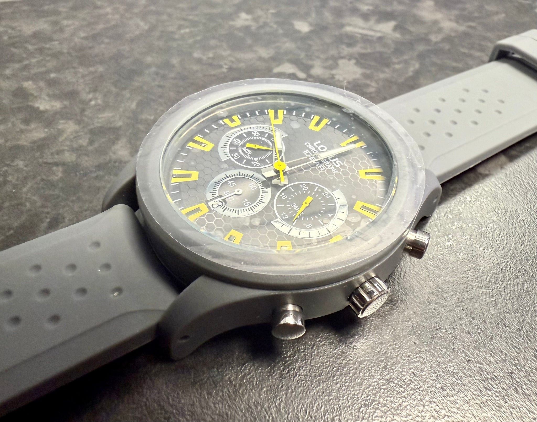 Lorus Mens Sports Chronograph Watch RT377JX9- NEW