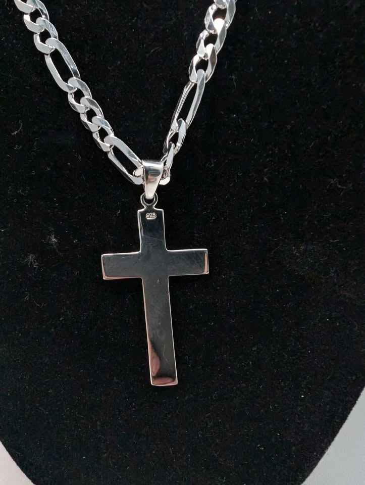 925 Sterling Silver 3-In-1 Figaro 3-in-1 Chain With Cross Pendant - 26.6 Grams - 24" Long *BRAND NEW