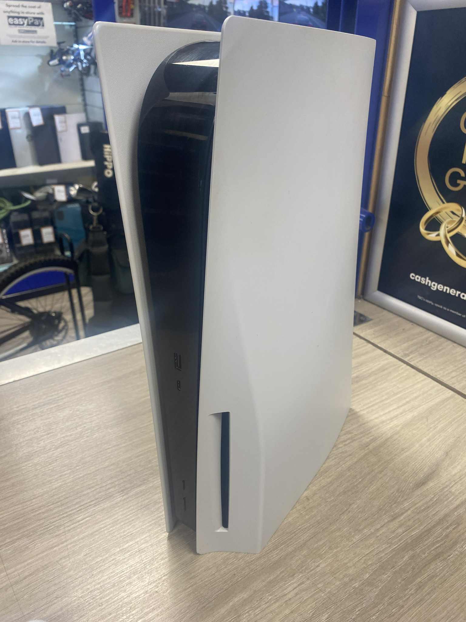 PS5 cunky w/disc + pad