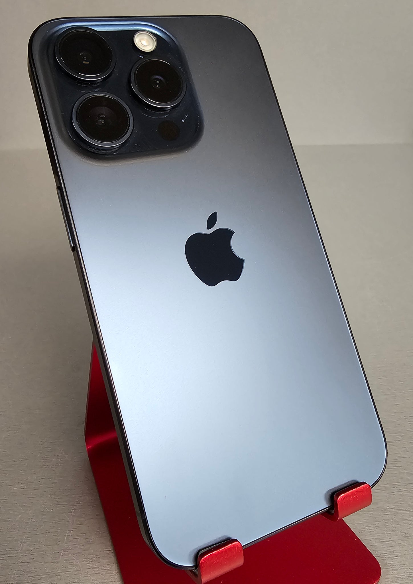 Apple iPhone 15 Pro 128GB Blue Titanium, Unlocked