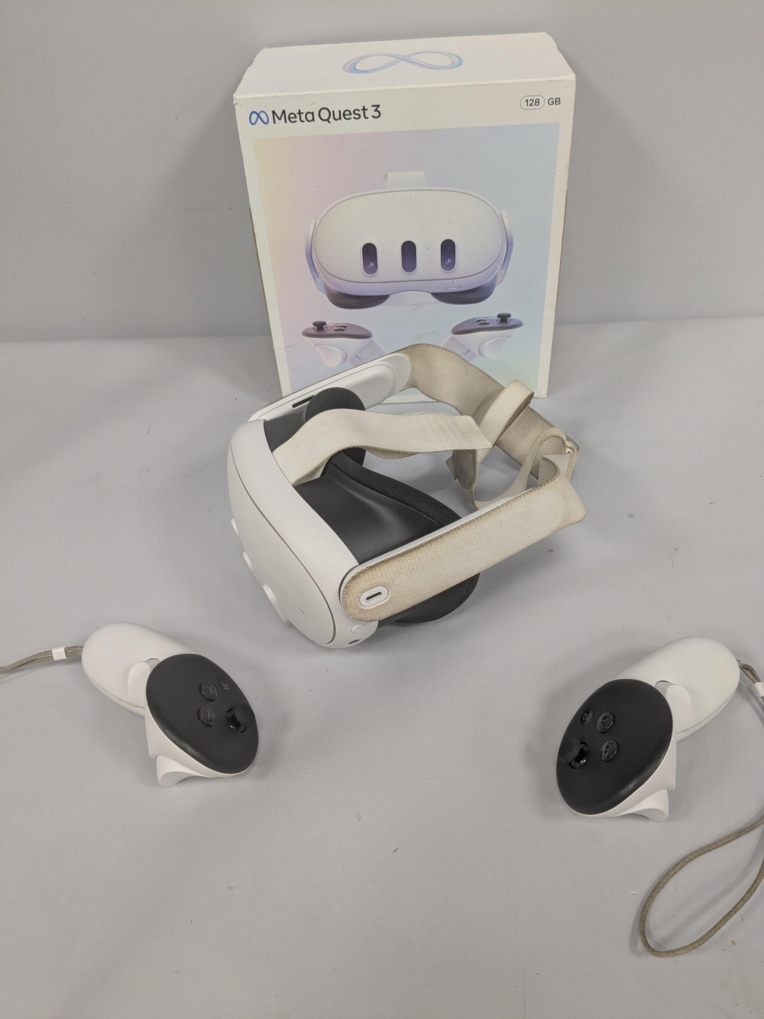 Meta Quest 3 All-in-One Mixed Reality Headset, 128GB