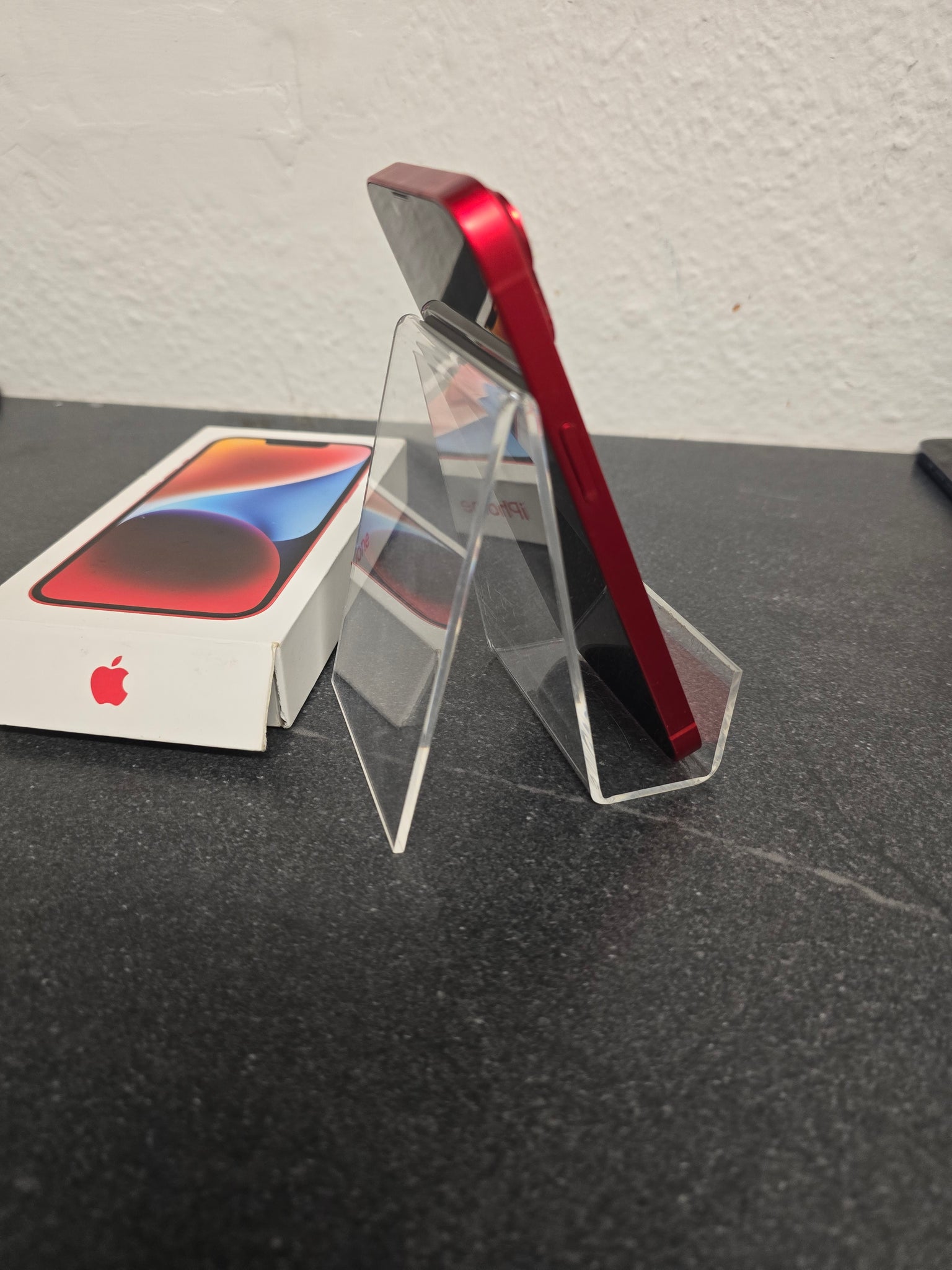 Apple iPhone 14 - 256 GB - RED