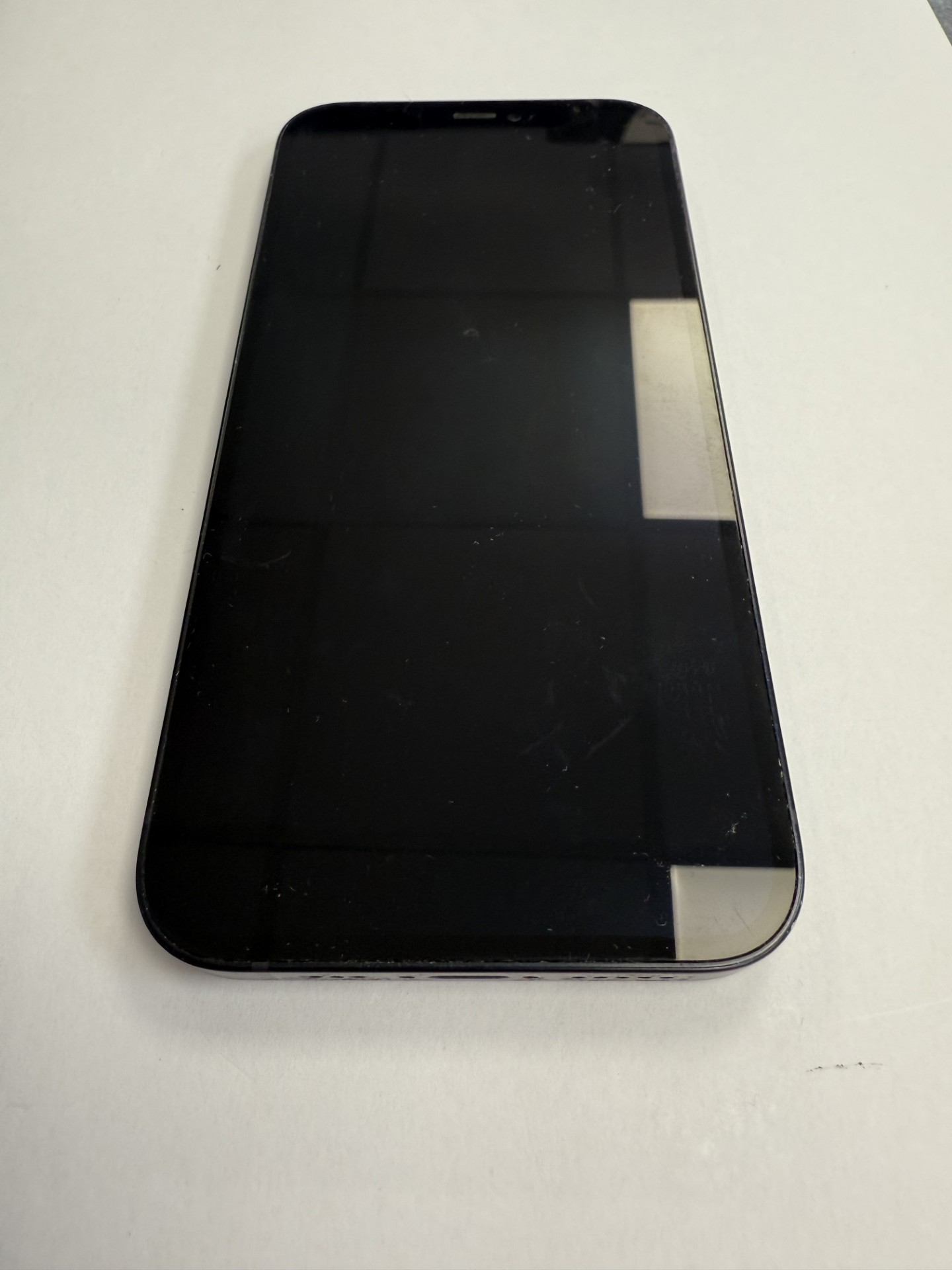 Apple iPhone 12 - 64 GB - Black