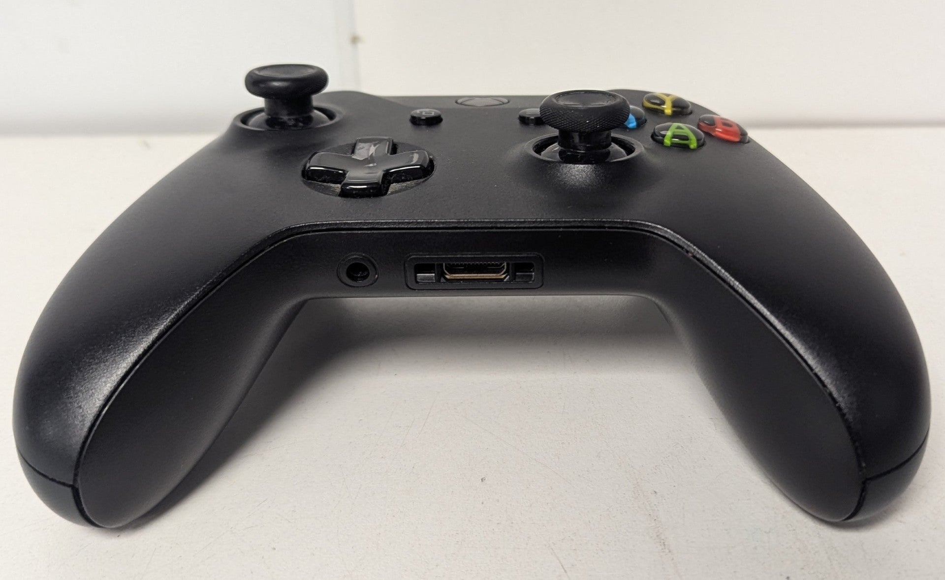 *Collection Only* Xbox One Wireless Controller - Carbon Black