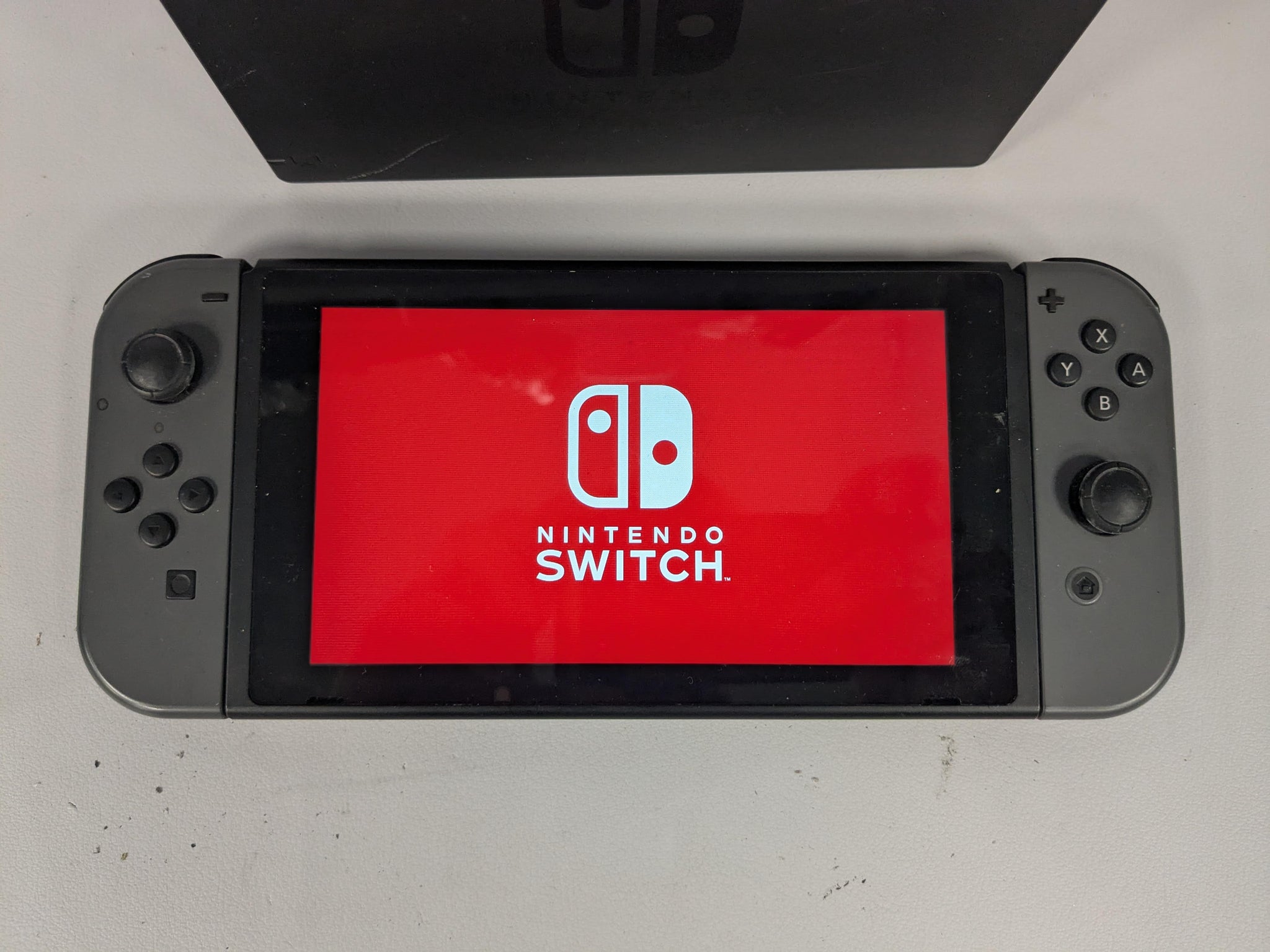 Nintendo Switch  V2 Console