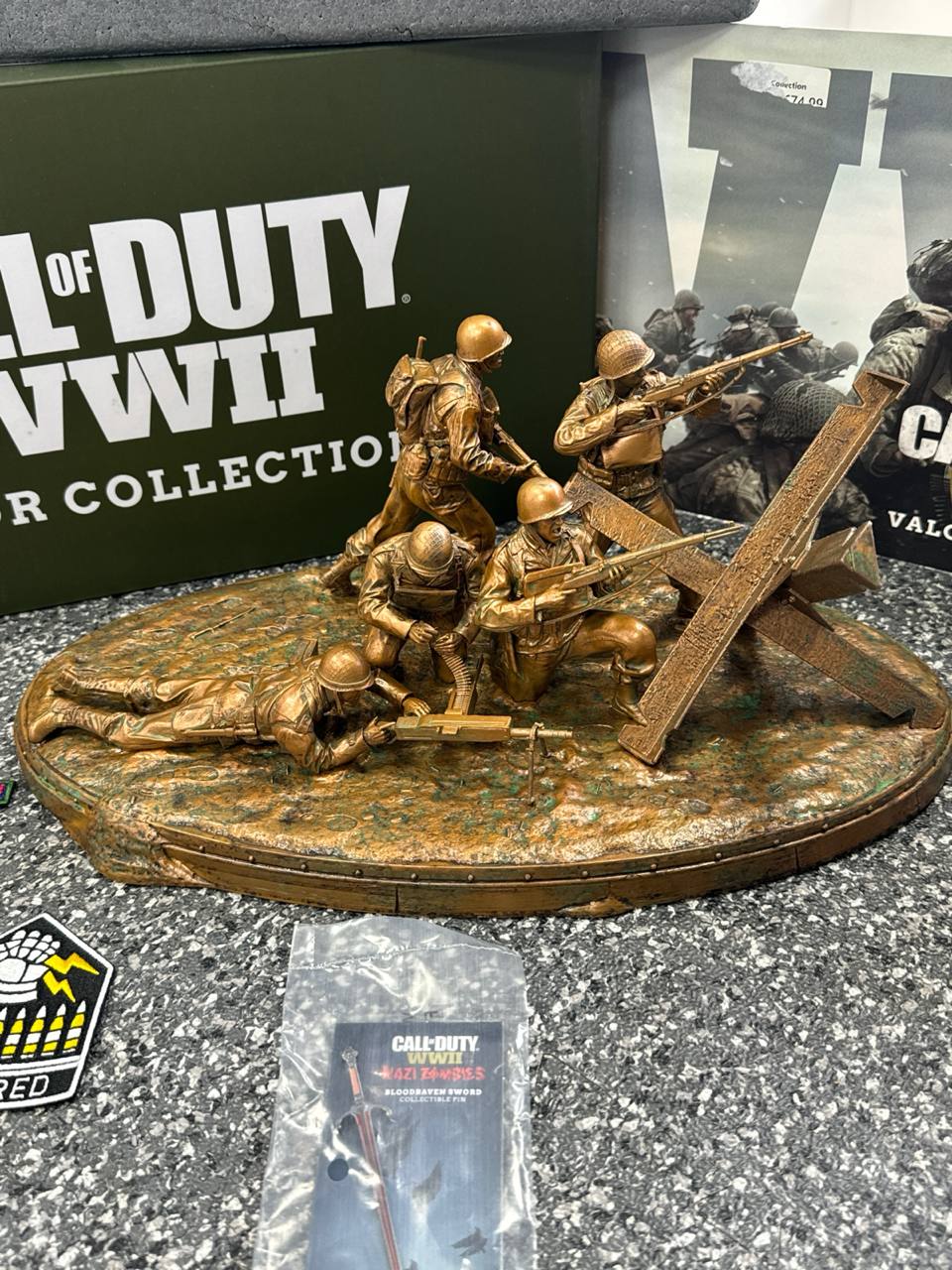 Call Of Duty WWII Valor Collection Triforce Statue Display ** Collection Only - Wythenshawe **