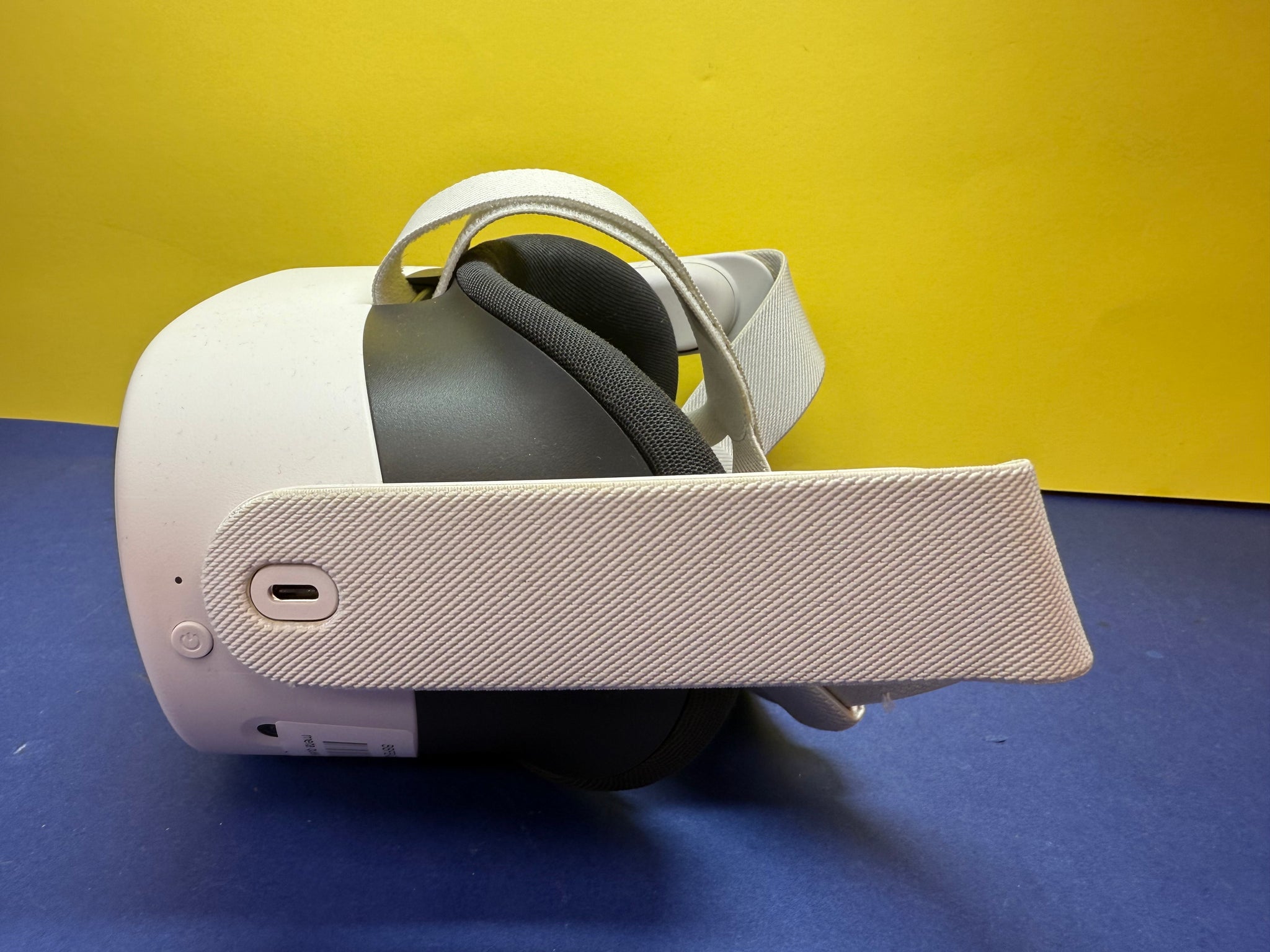 Meta Quest 3S Mixed Reality Headset - 128 GB