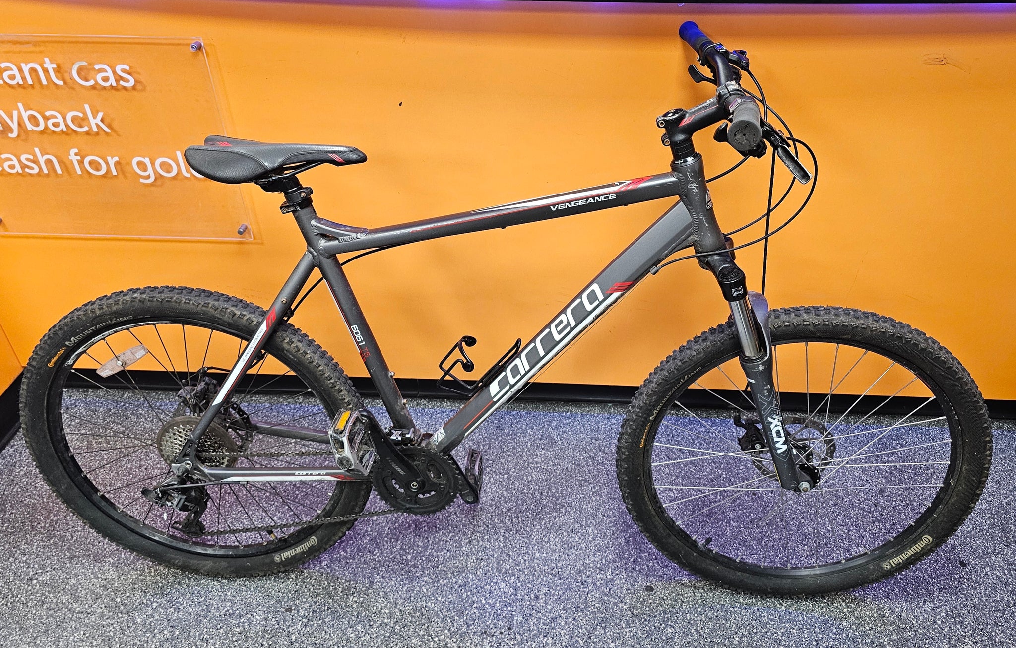 Carrera Vengeance 6061 t6 2013 21" Frame / 26"wheels **Collection Only**