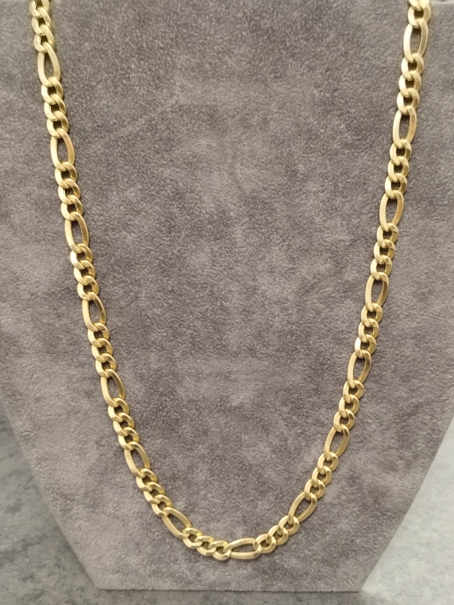 14ct Solid Yellow Gold Figaro Chain 22 Inches