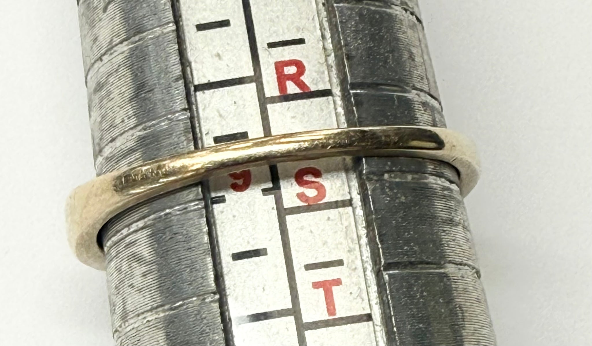 9ct gold cluster ring size S