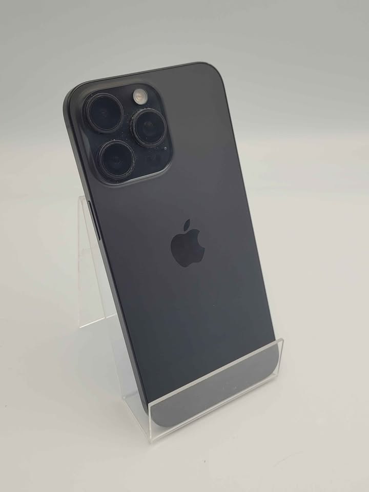 Apple iPhone 15ブラック 128GB バッテリー86% Apple iPhone 15 Pro Max – 256GB – Black Titanium – Unlocked – 86