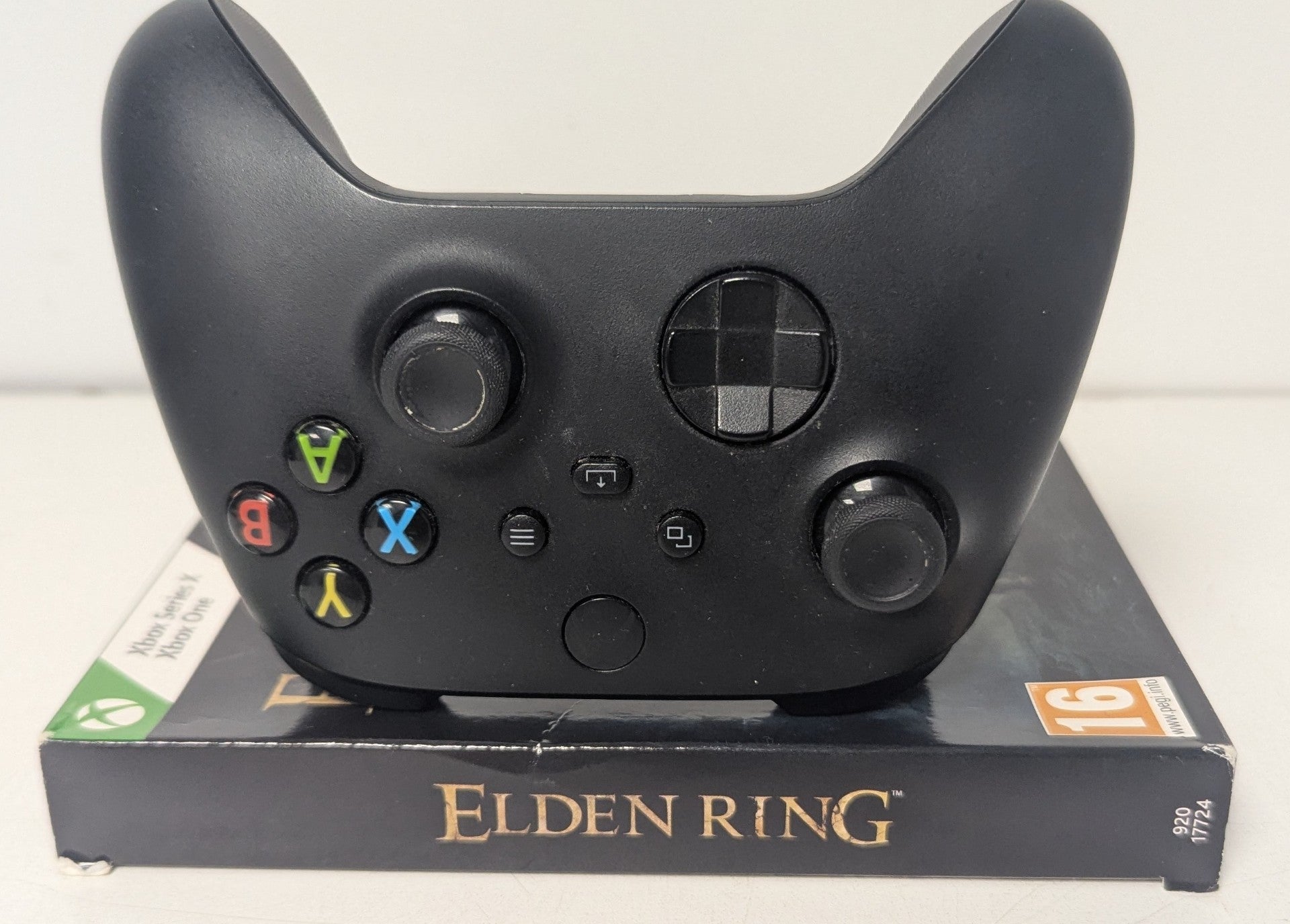 Xbox One S 1TB Console & Elden Ring