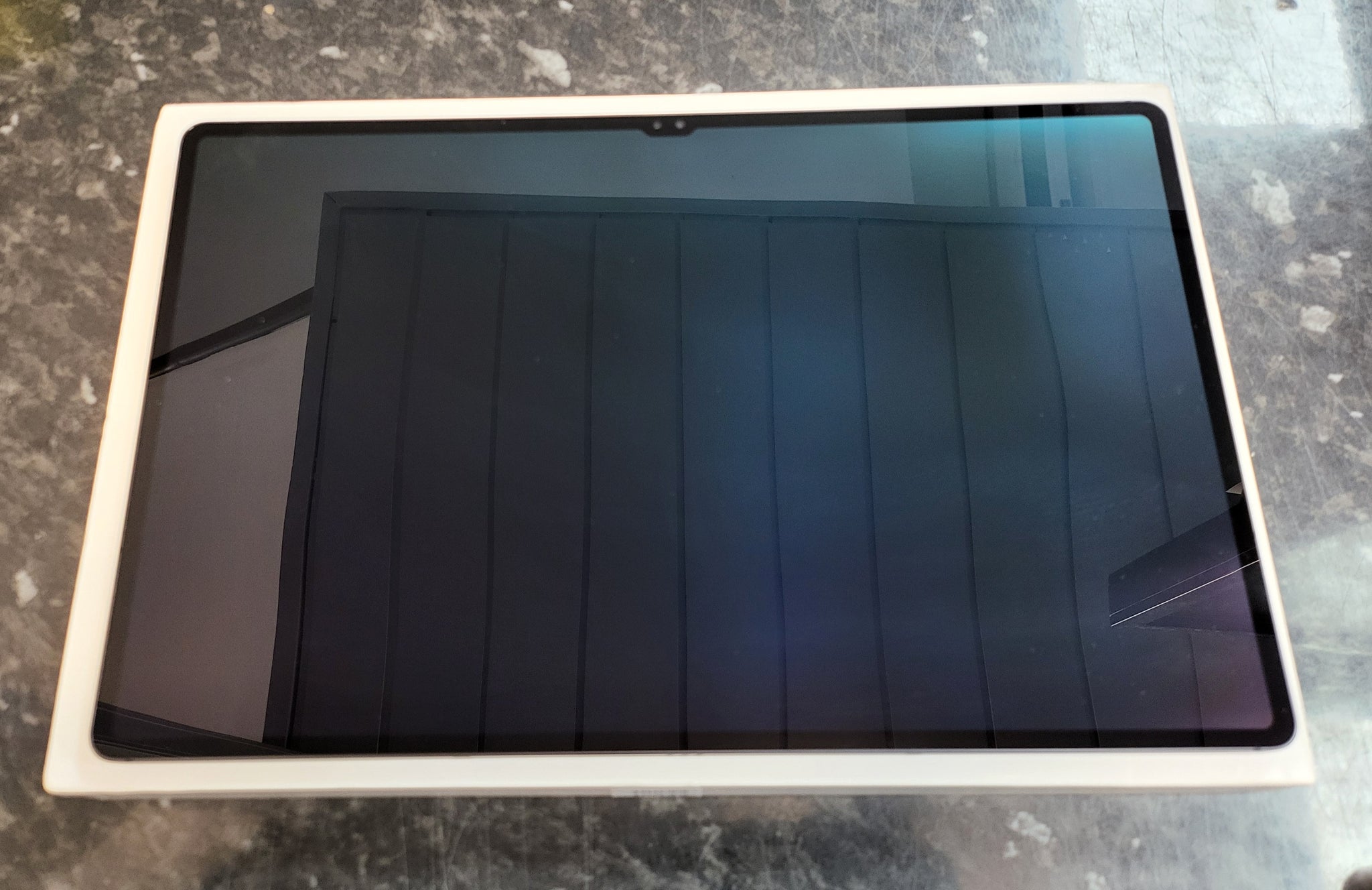Samsung Galaxy Tab S8 Ultra 5G 128GB 14.6" (No Pen) - Graphite, Unlocked