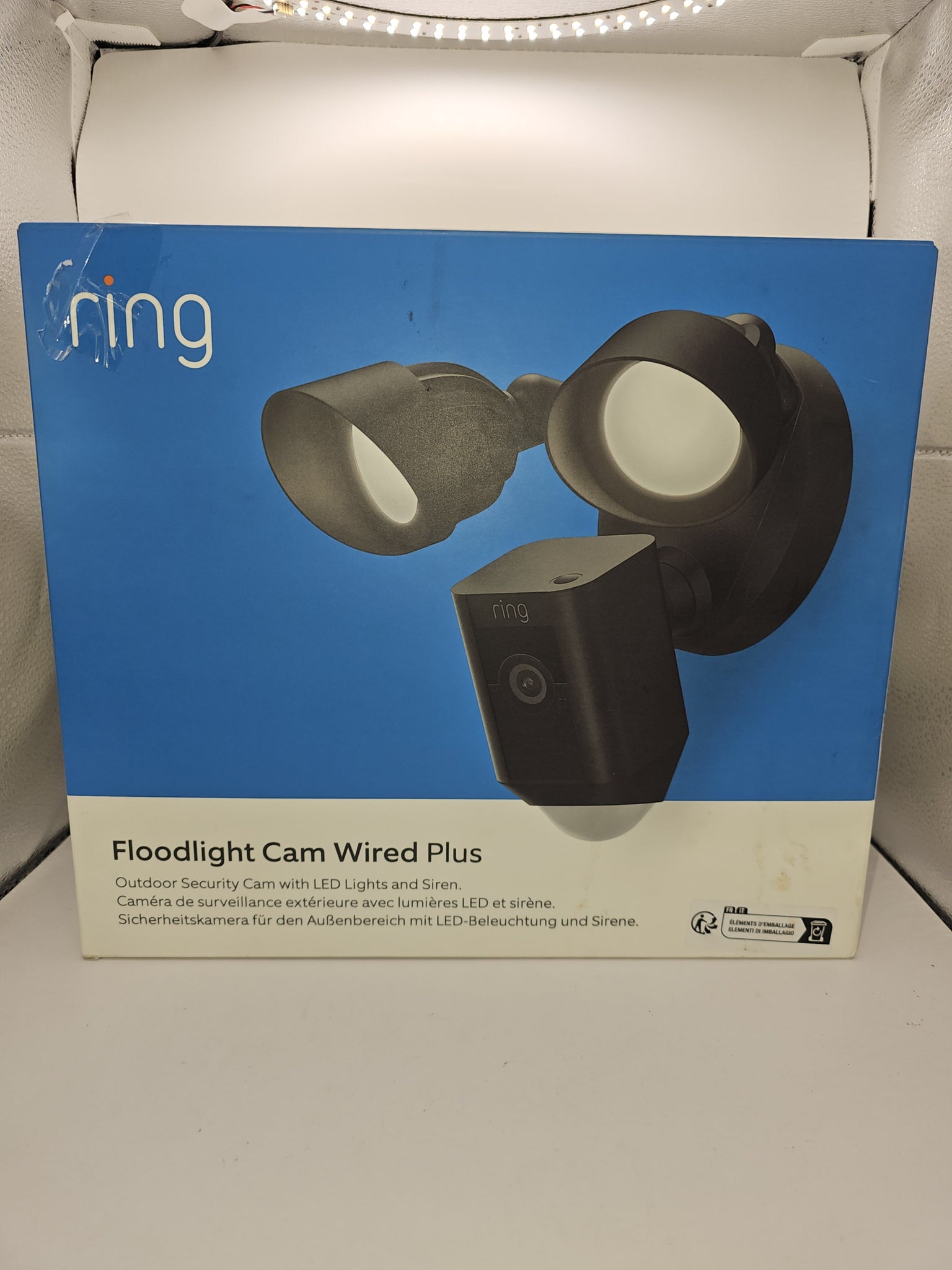 RING FLOODLIGHT CAM WIRED PLUS
