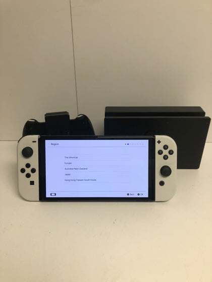 Nintendo Switch Oled with dock and original charger