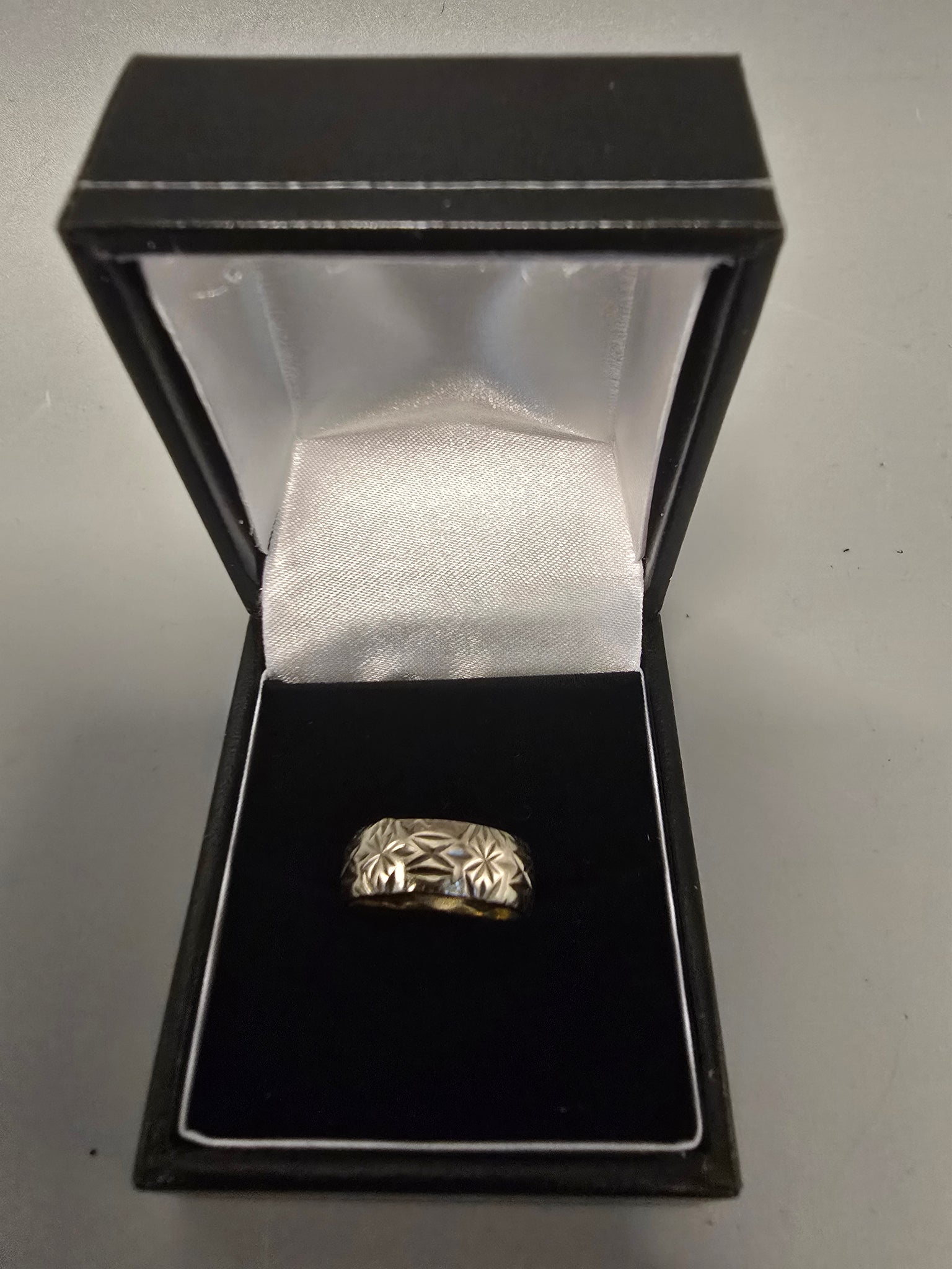 18ct Gold Ring 750 4.2G Size I