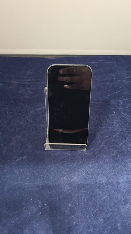 Apple iPhone 15 - 128 GB - Black