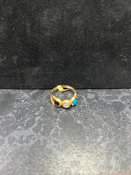 18ct Gold Ring (Size W), 3.85g