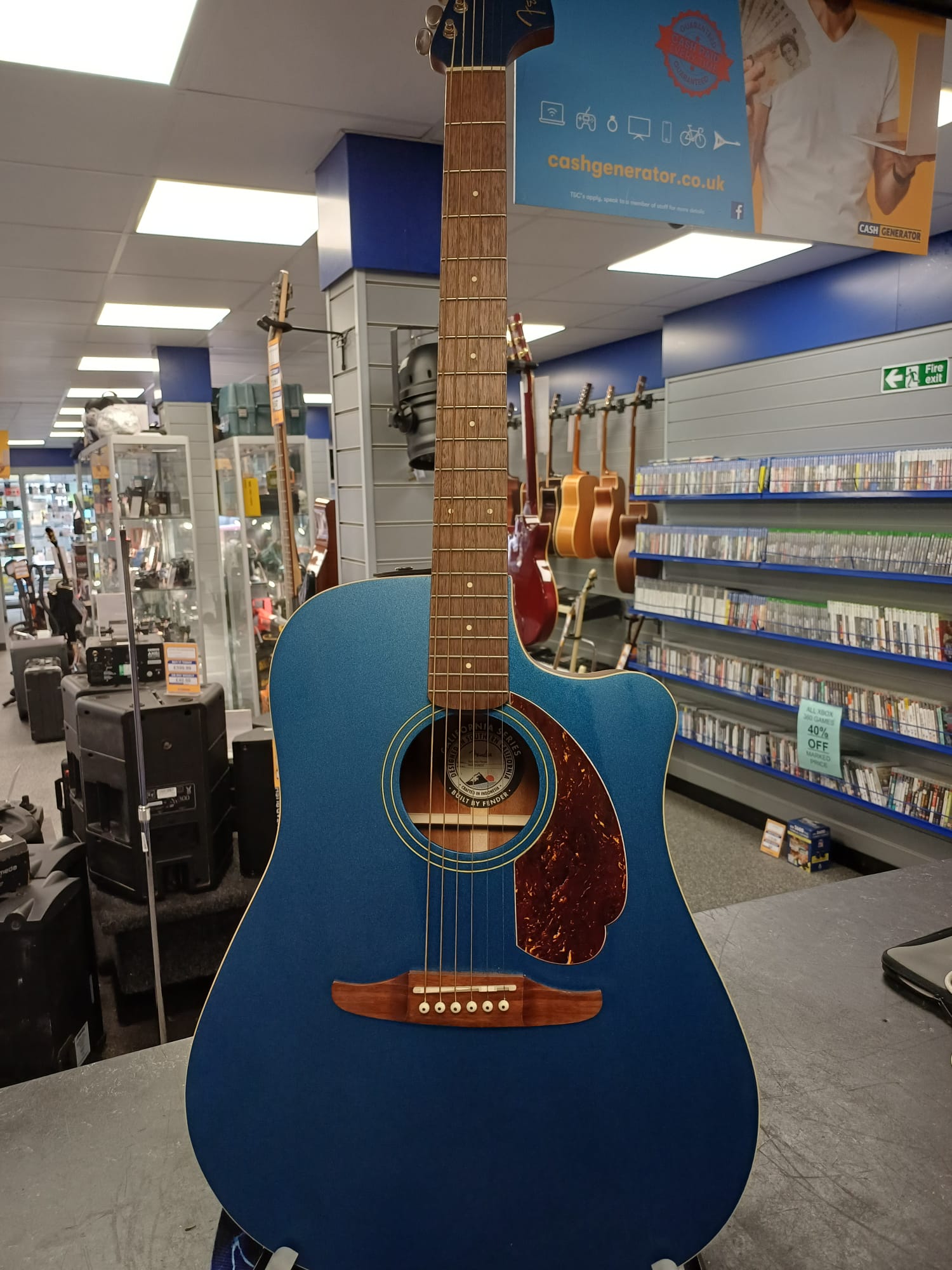 Fender Redondo Player Electro Acoustic Guitar in Lake Placid Blue