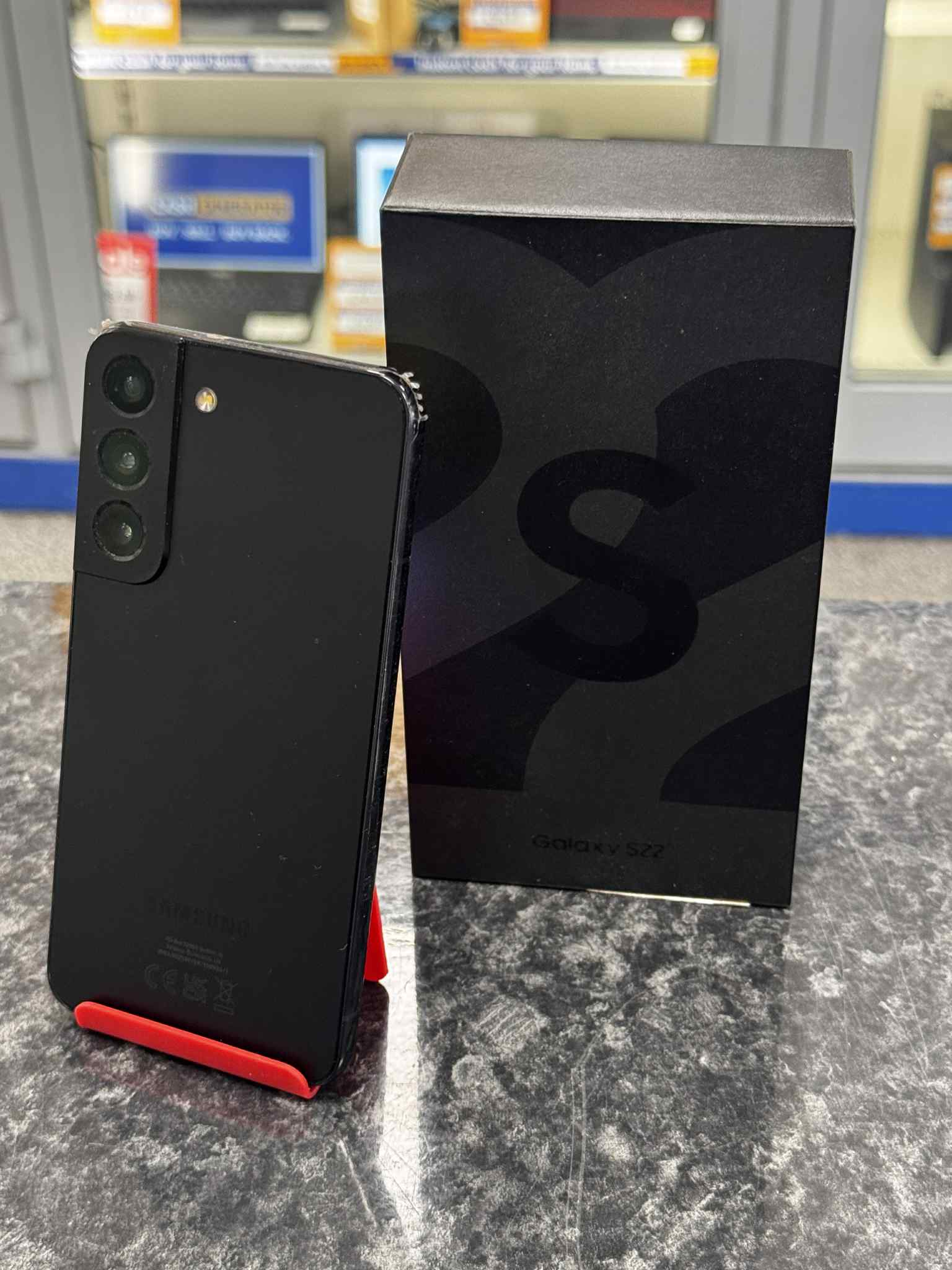 Samsung Galaxy S22 - Boxed, Unlocked, 128GB