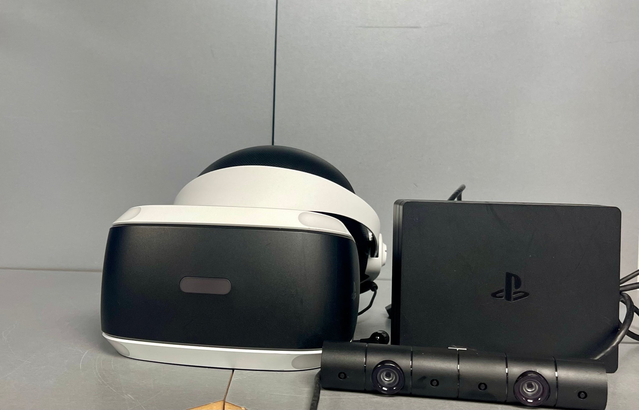 PlayStation Virtual Realty headset **Unboxed**