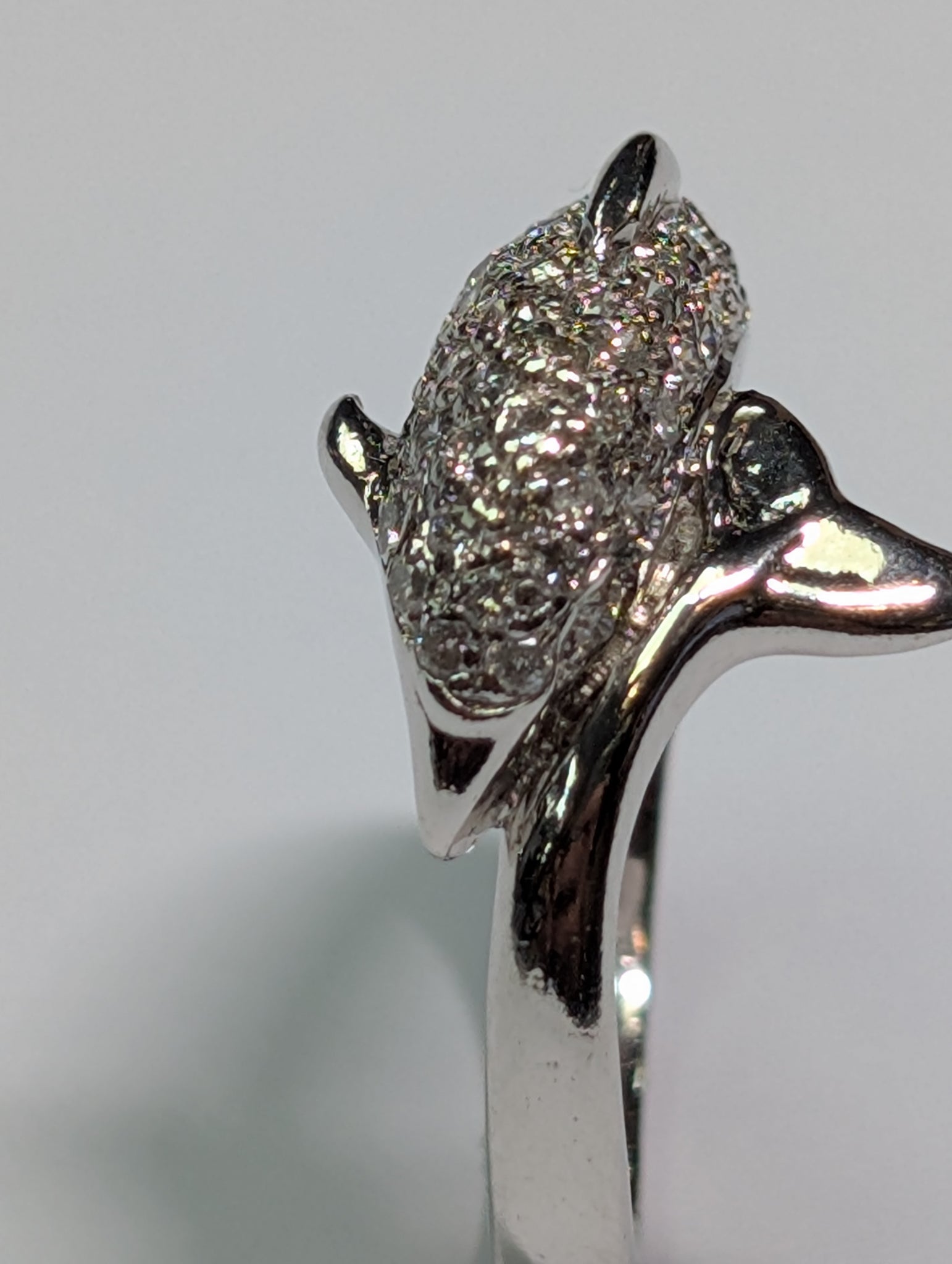 18ct White Gold Diamond Dolphin Ring - Size O 1/2