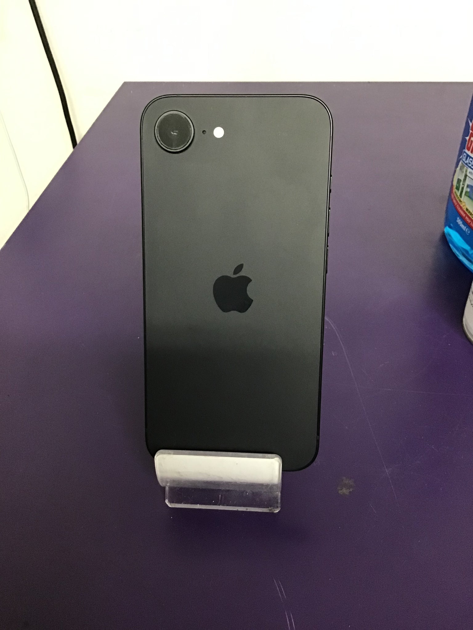 Apple iPhone 16e