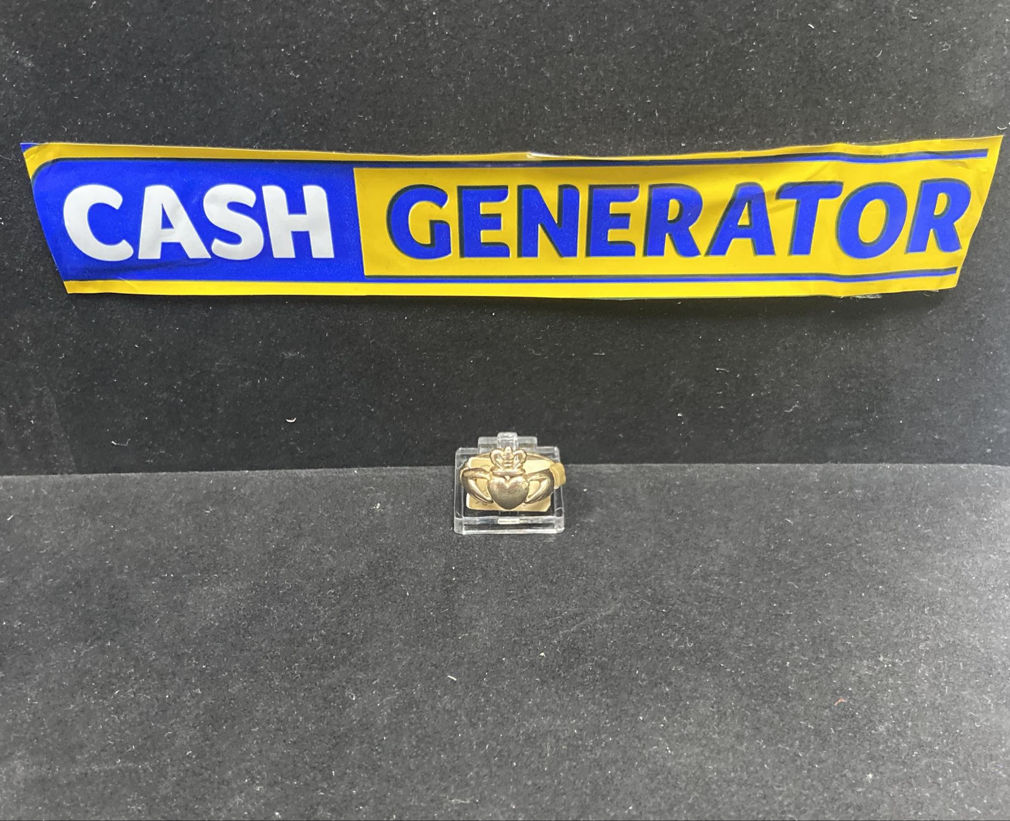 9ct Gold Heart Ring (Size L) 2.72g