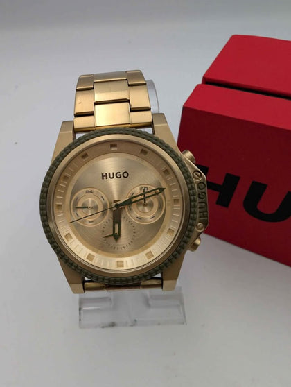 HUGO #BRAVE Men's Light Gold Tone Ion Plated Quartz Watch On Gold Plated Bracelet - Boxed ** BRAND NEW**