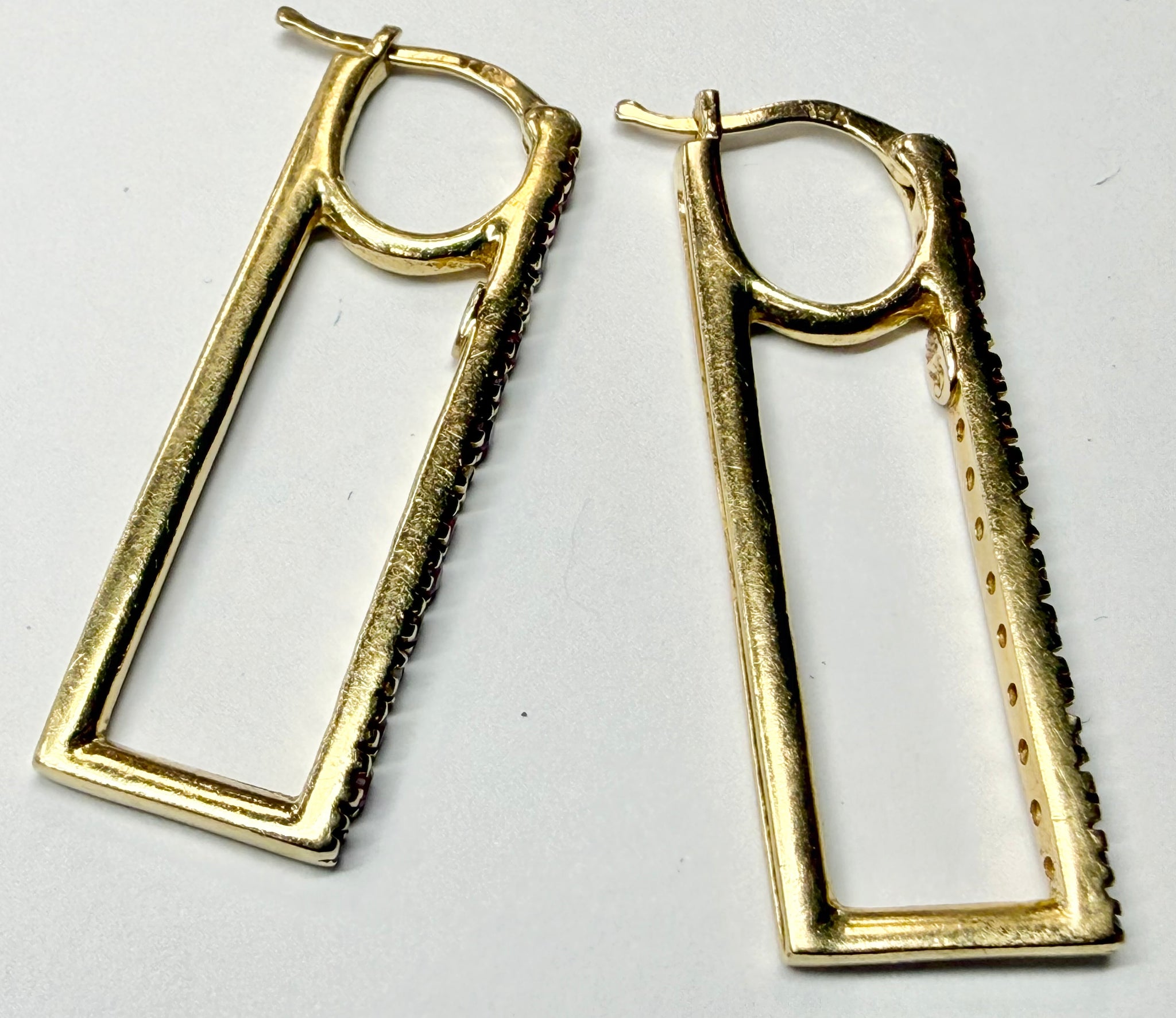 14ct gold earrings with red and clear stones