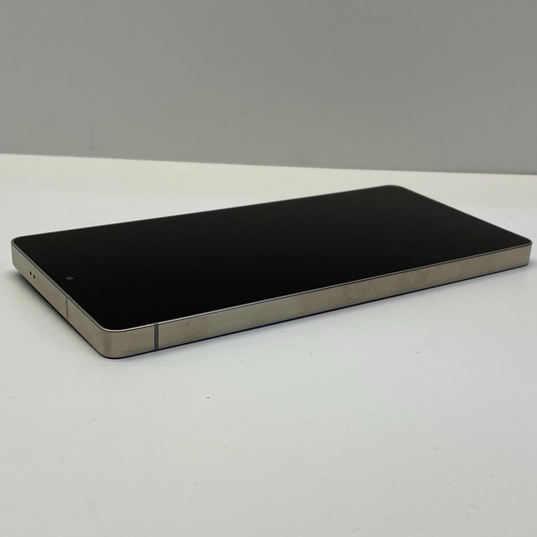 Samsung Galaxy S25 Ultra Unlocked Model SM-S938B/DS 256GB Boxed