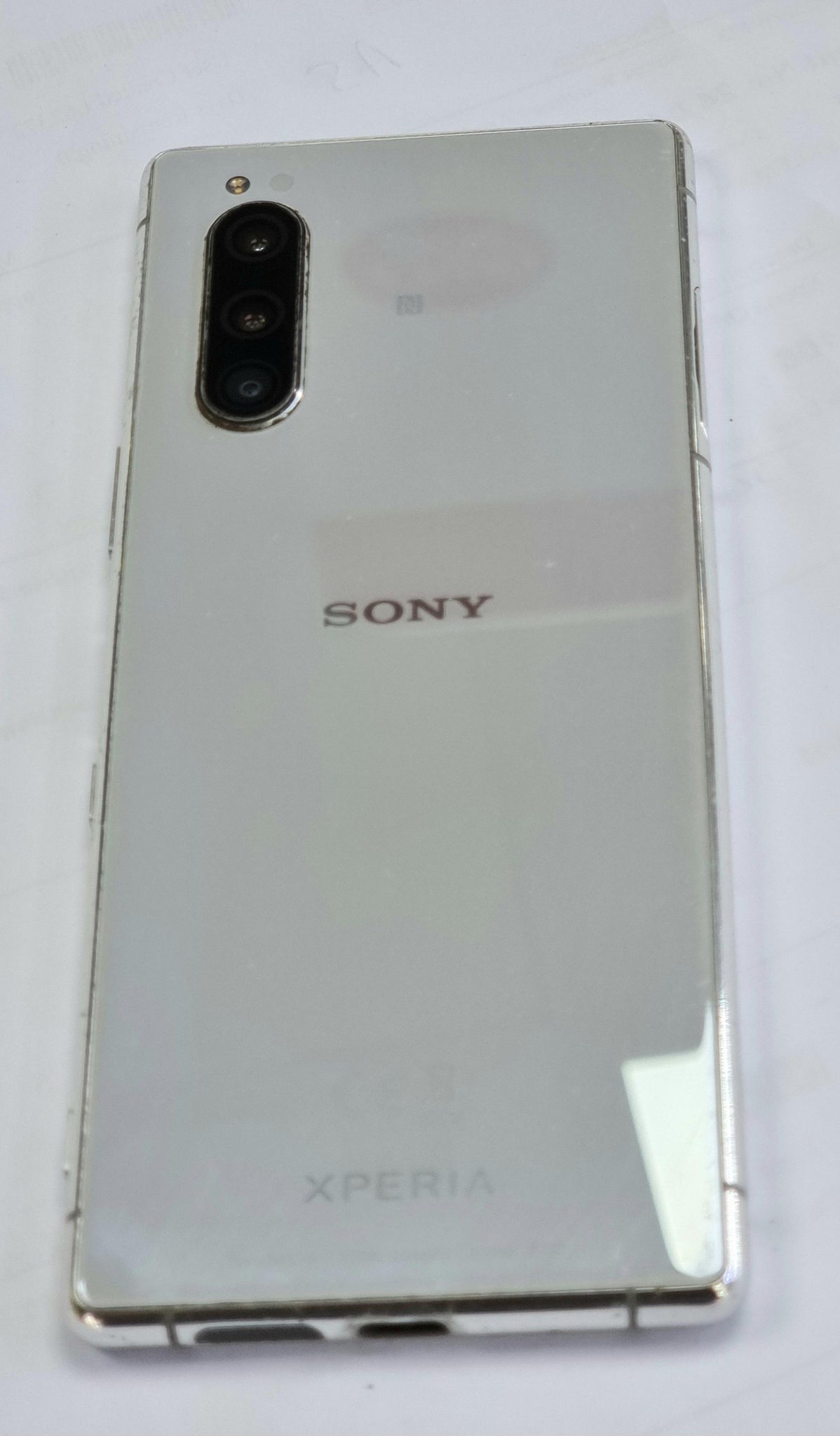 Sony Xperia 5 J8210 28gb +6gb 12mp 4g Lte White Unlocked
