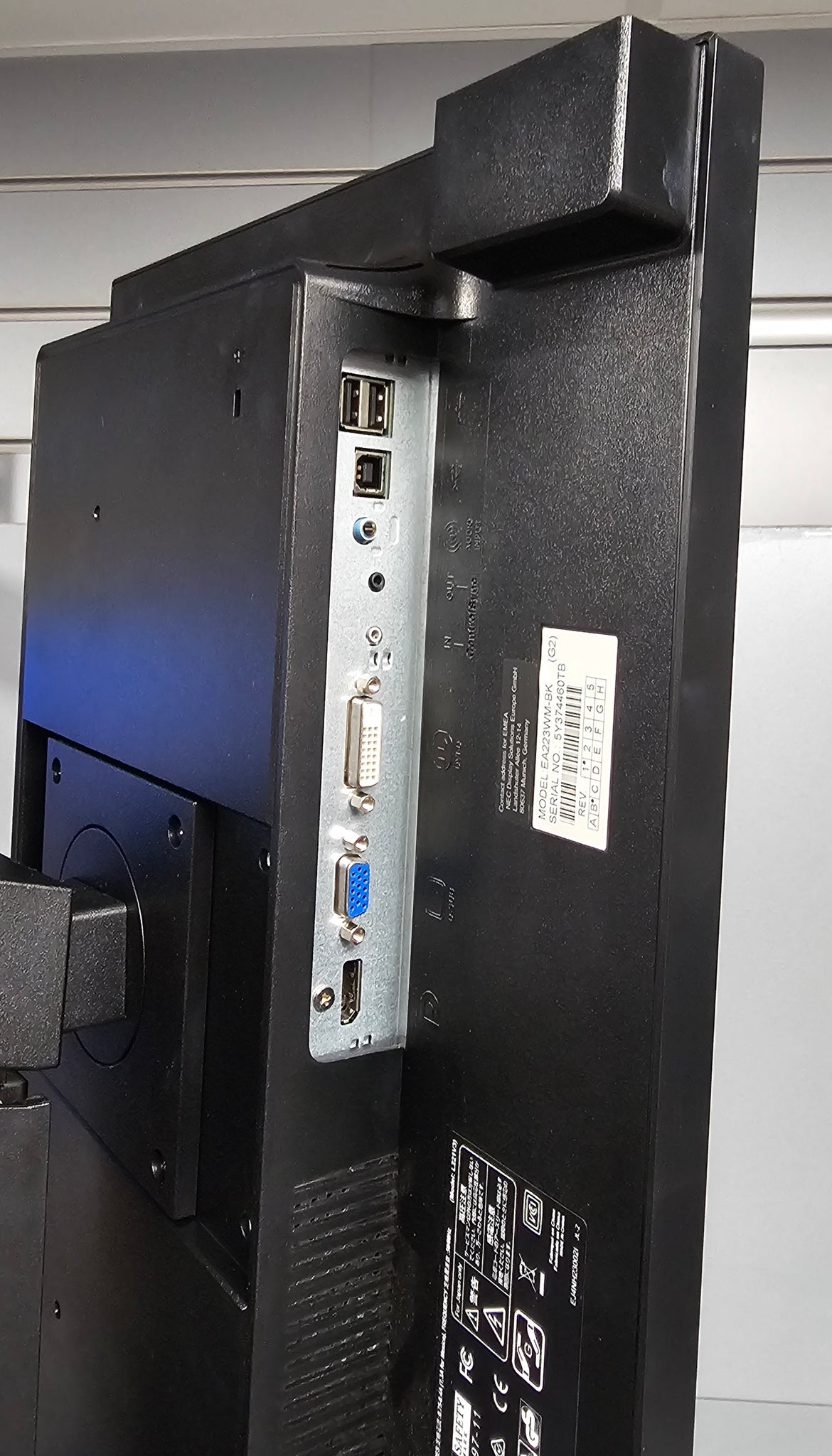 NEC MultiSync EA223WM LCD 22" **Collection Only**