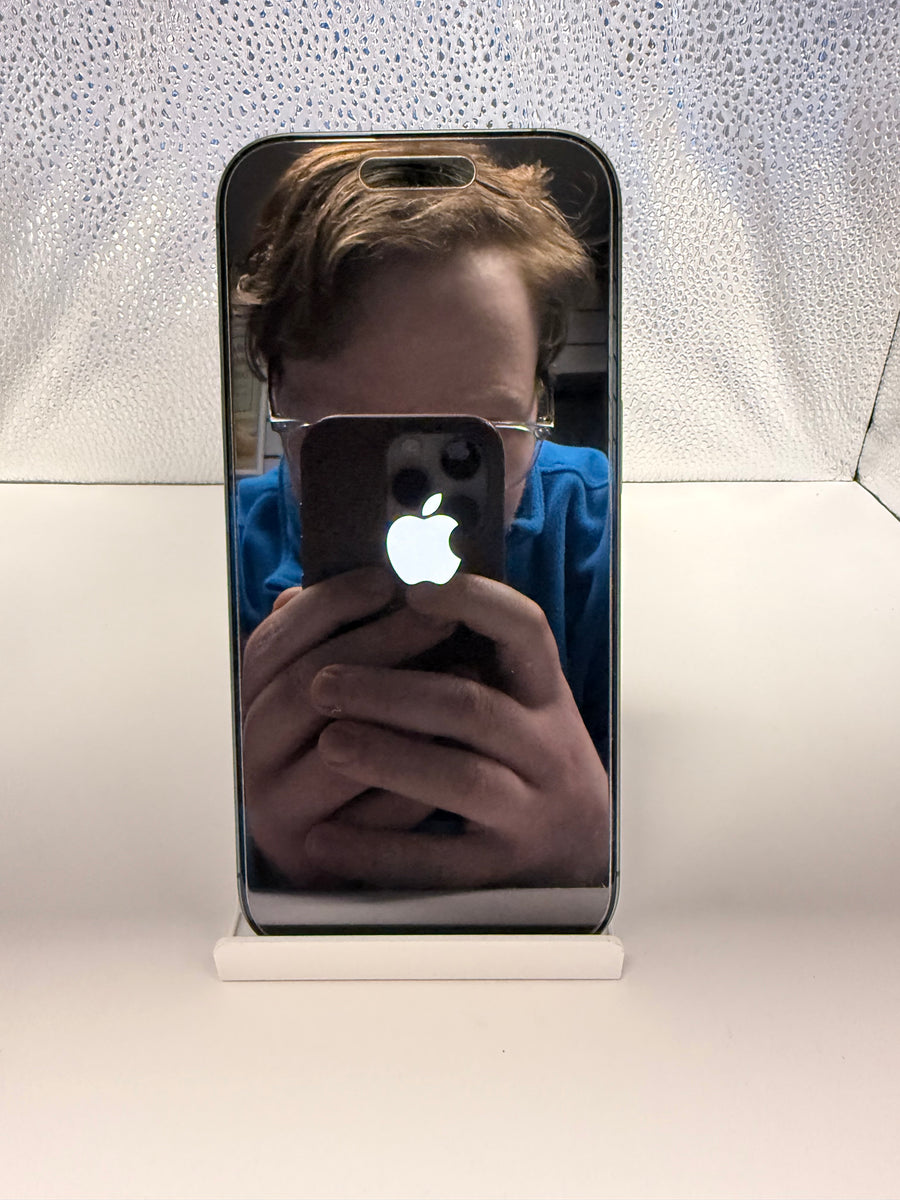 Apple iPhone 17 Black 256GB | Cash Generator