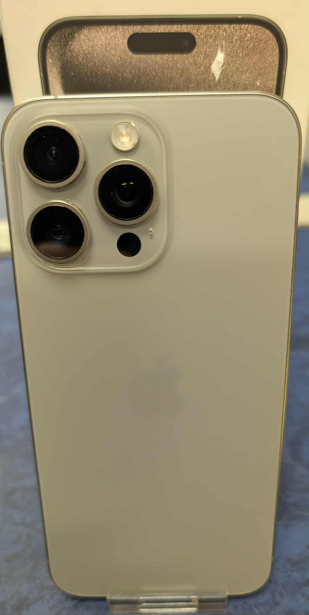 iPhone 15 Pro max 256GB (88% Battery Health)