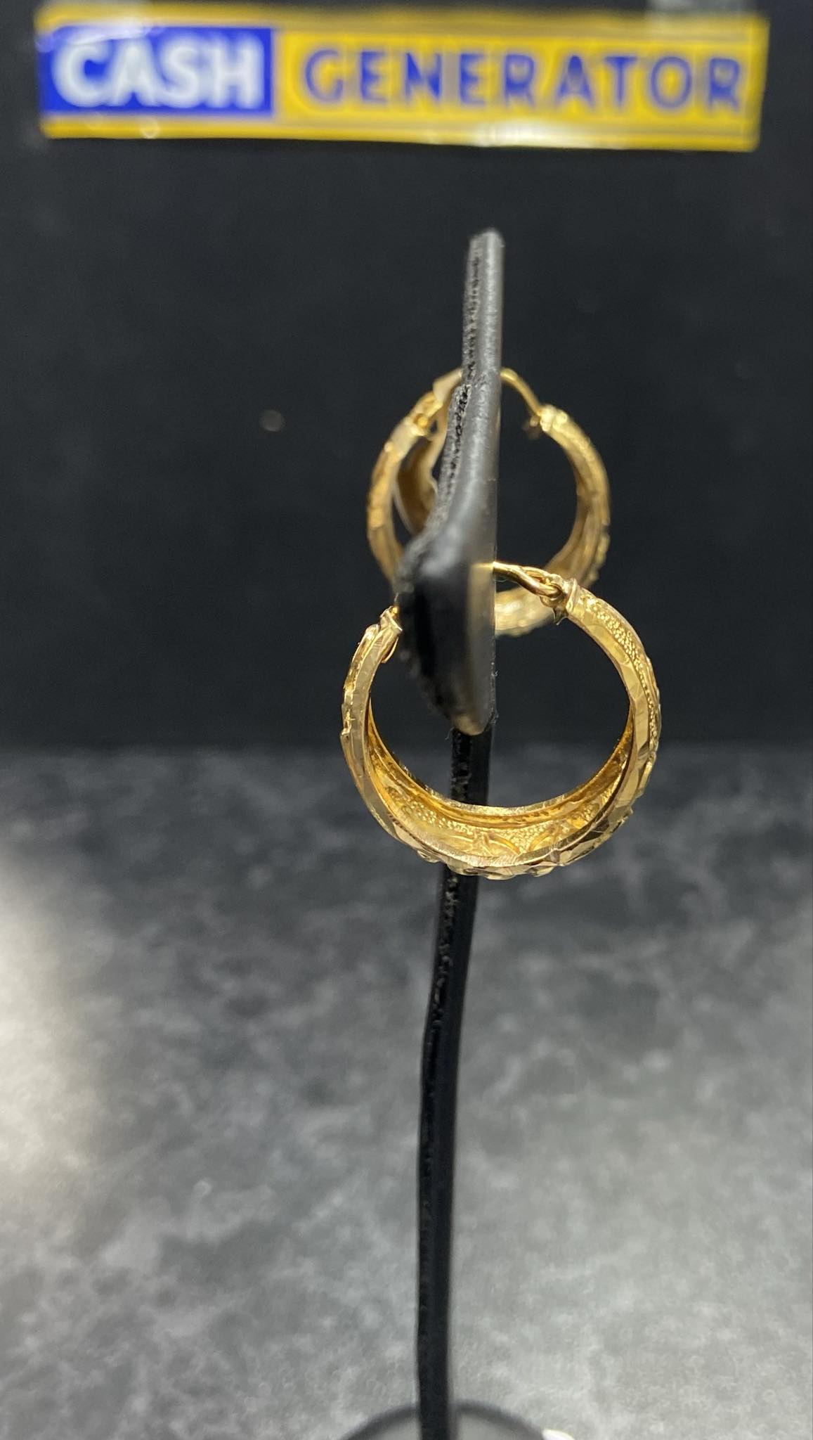 18ct Gold Earrings 3.49g