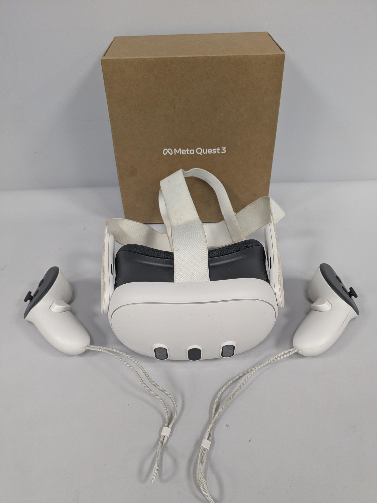 Meta Quest 3 All-in-One Mixed Reality Headset, 128GB