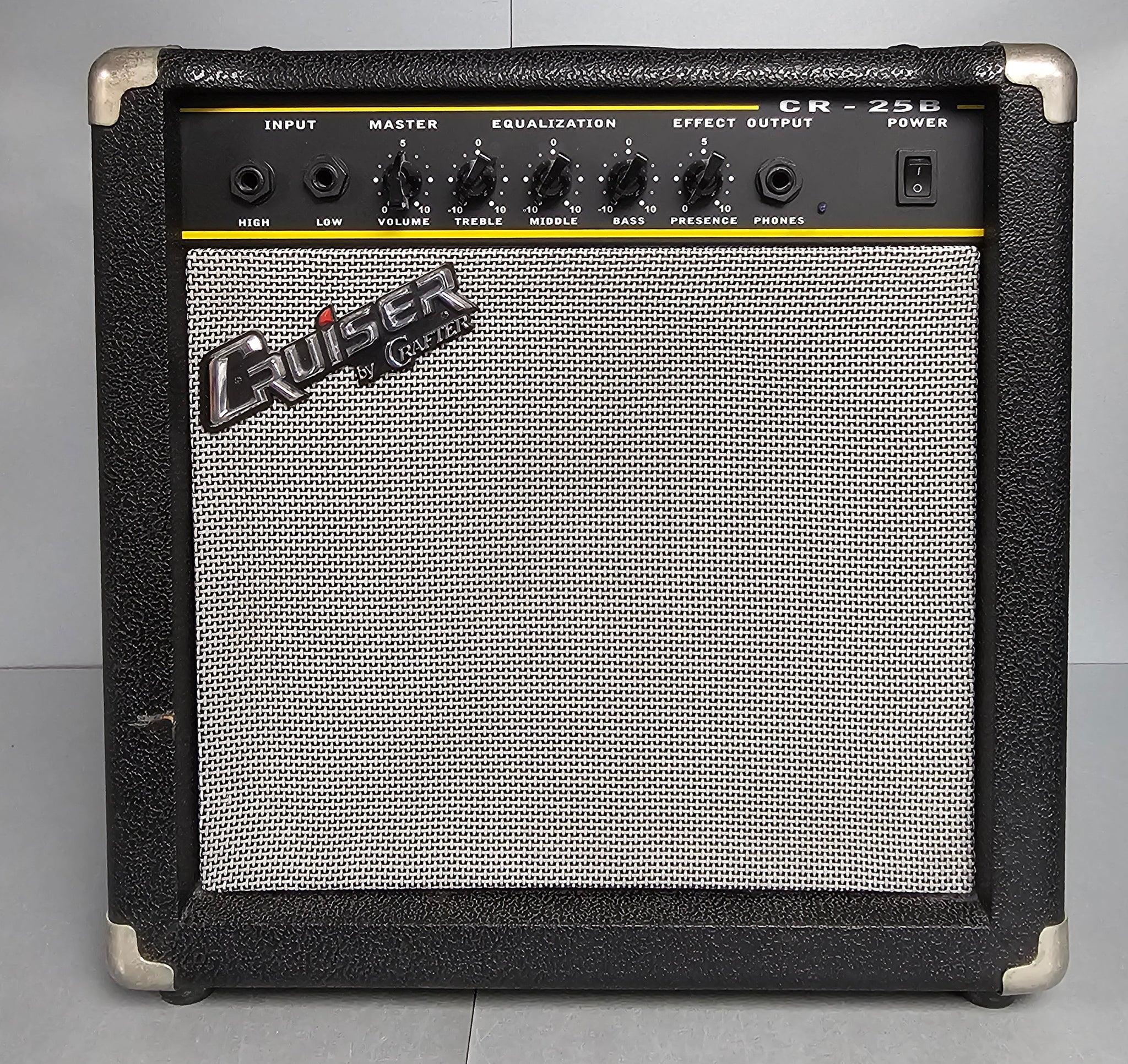 Crafter Cruiser CR-25B Bass Amplifier **Collection Only**
