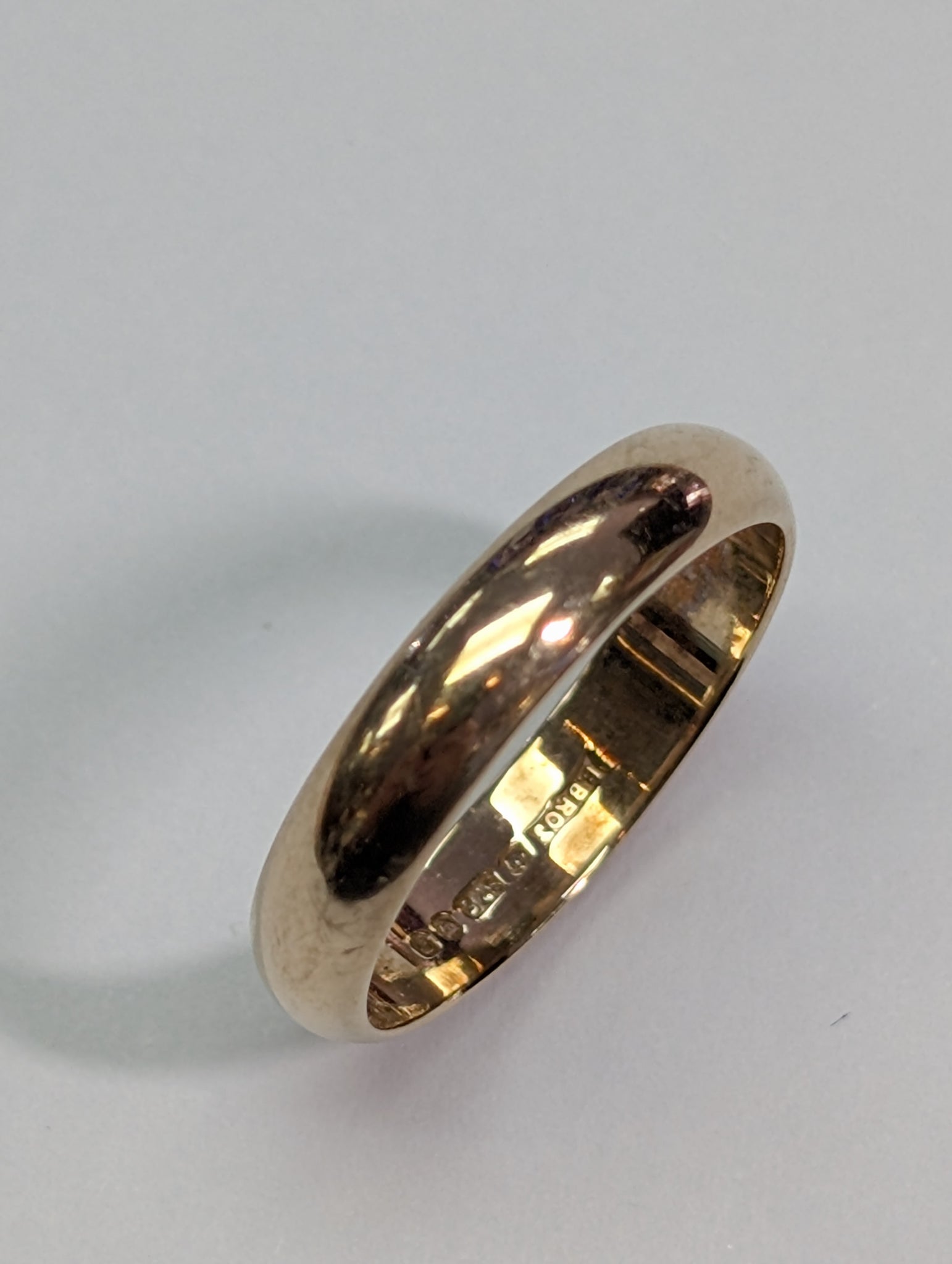 9ct gold wedding band ring