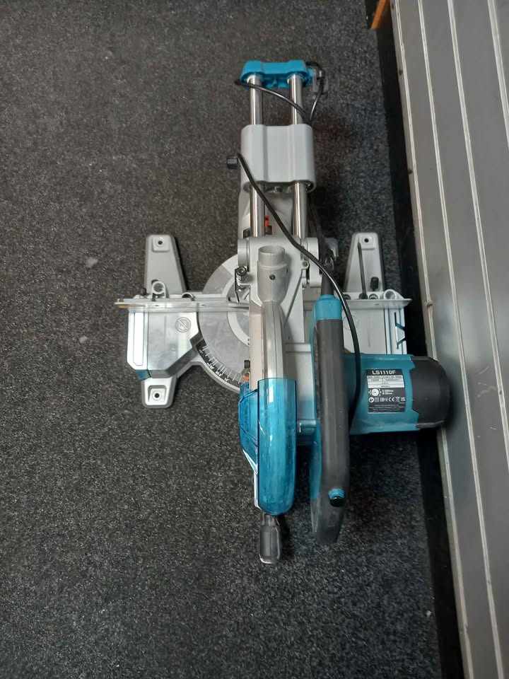 Makita LS1110F Mitre Saw 1450W