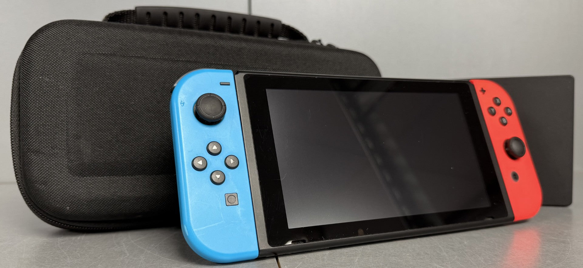 Nintendo Switch V2 Neon Red/Blue Joy-Con & Hard Case ** Unboxed **