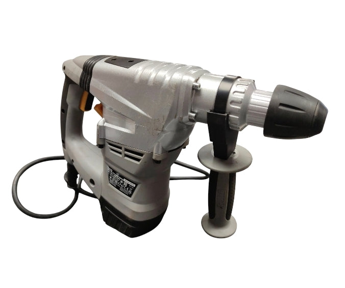 Titan TTB631SDS 1500W Corded Hammer Drill w/accessories and case COLLECTION ONLY