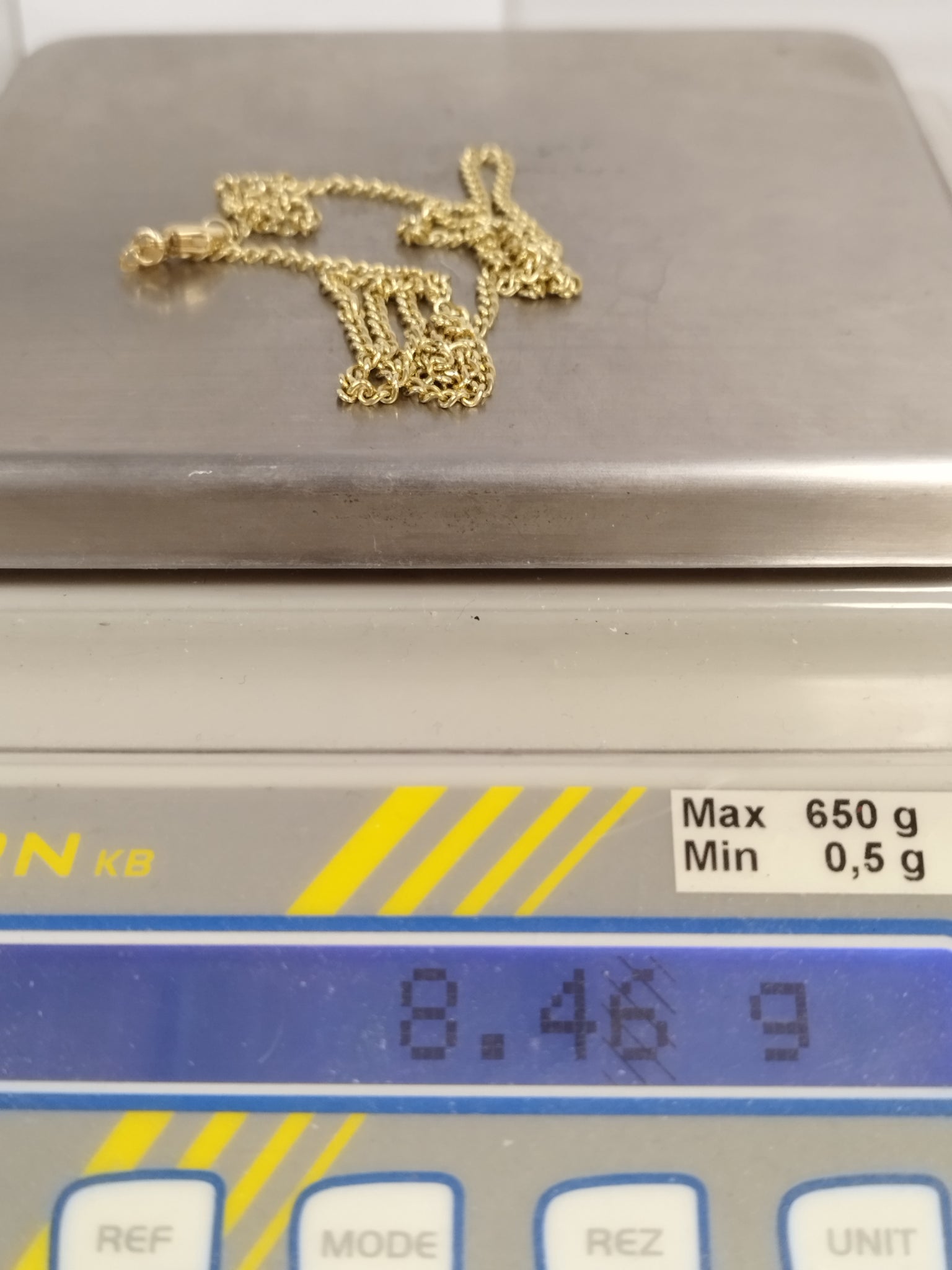 9ct Yellow Gold 23" Curb Chain