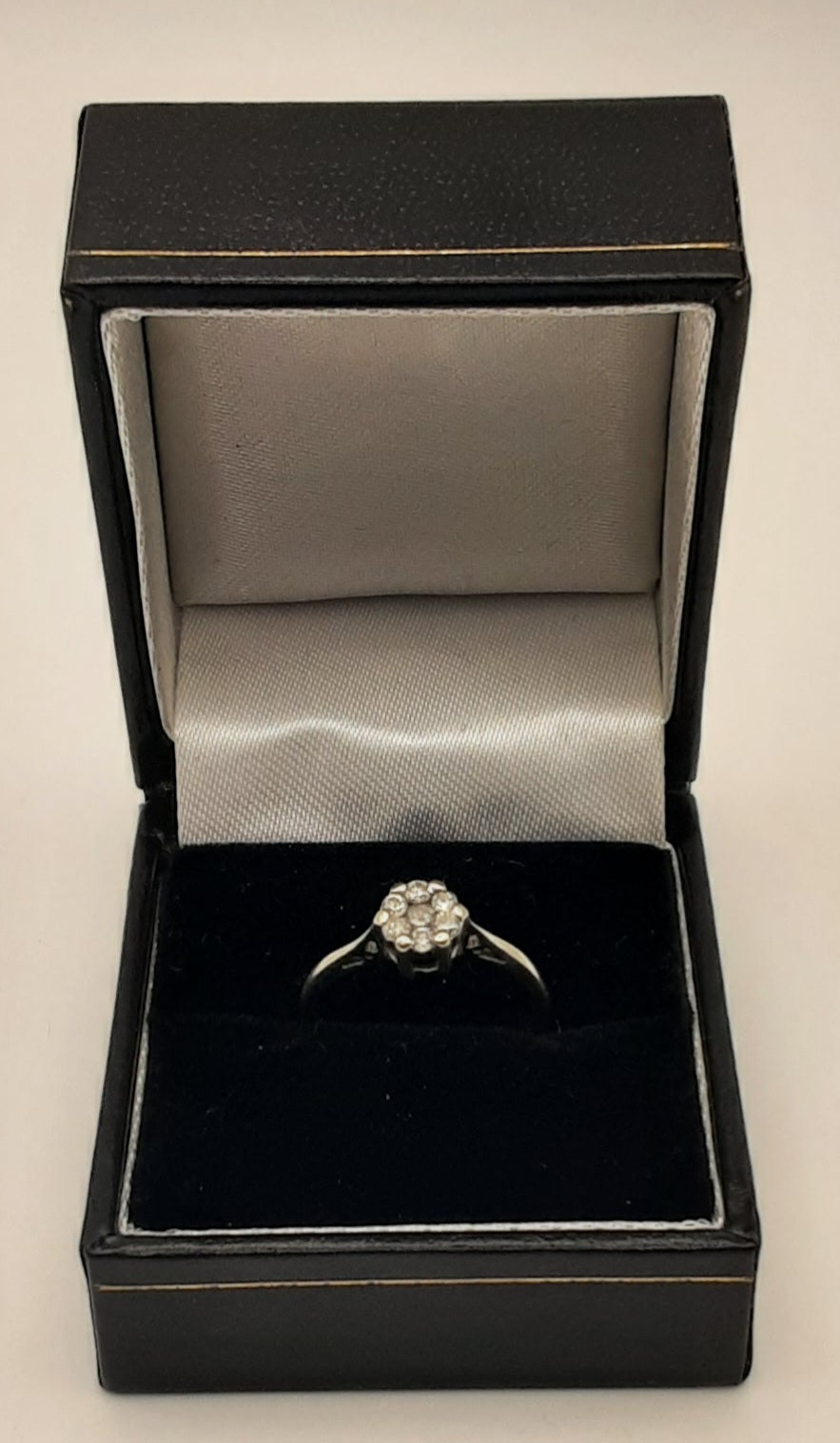 9ct gold ring size J