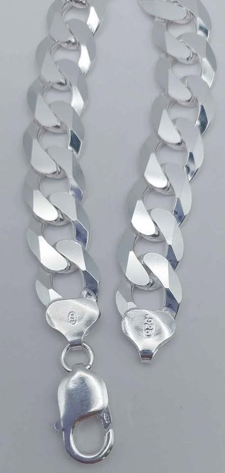** BRAND NEW ** 925 silver bracelet 8" 32.0G Curb Style