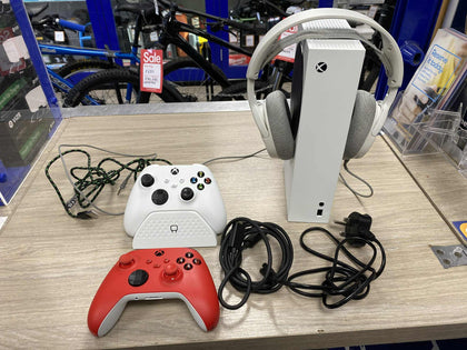 Xbox series s bundle